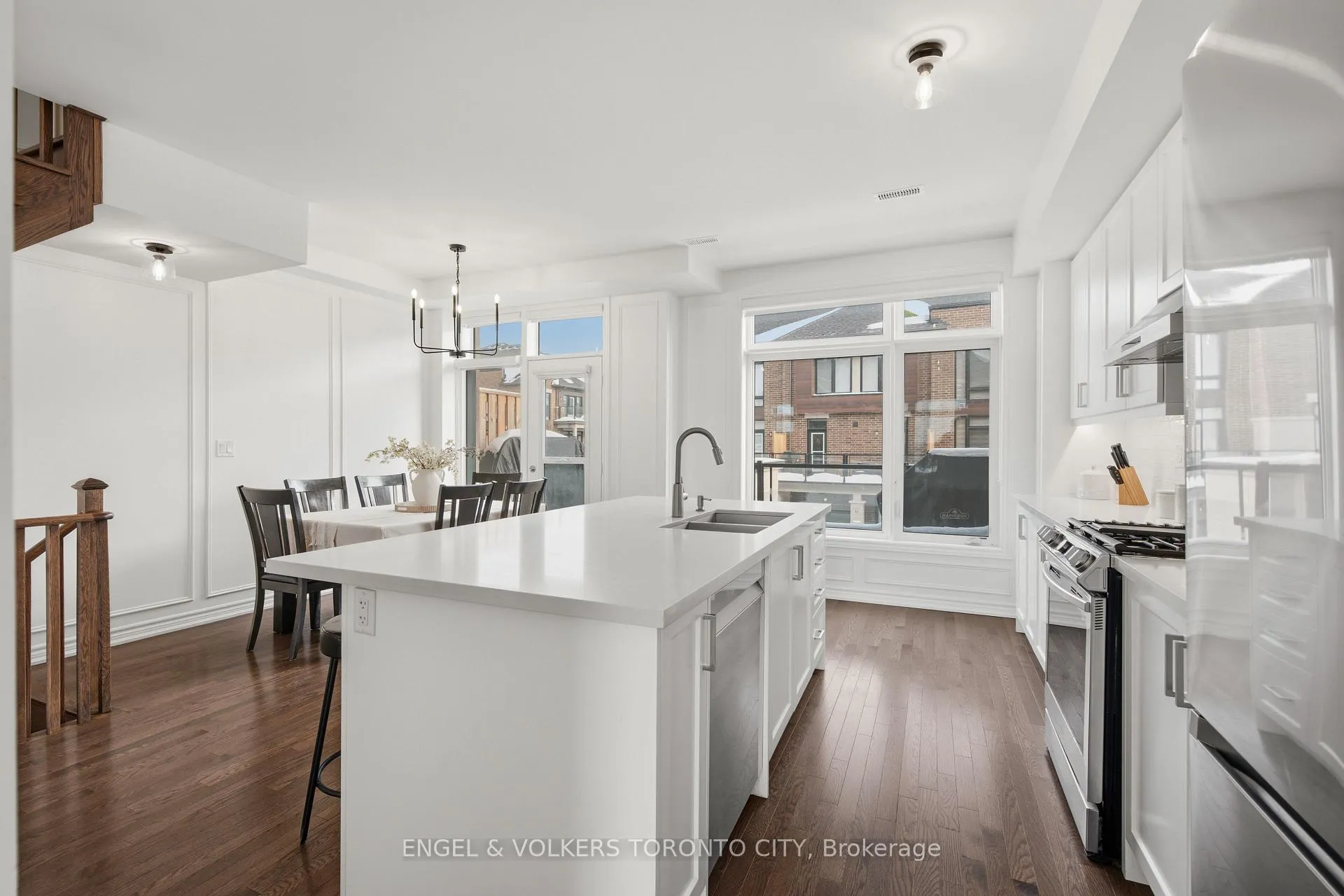 Photo 11 of 43 Holyrood Crescent, Vaughan, Kleinburg — HOMEH