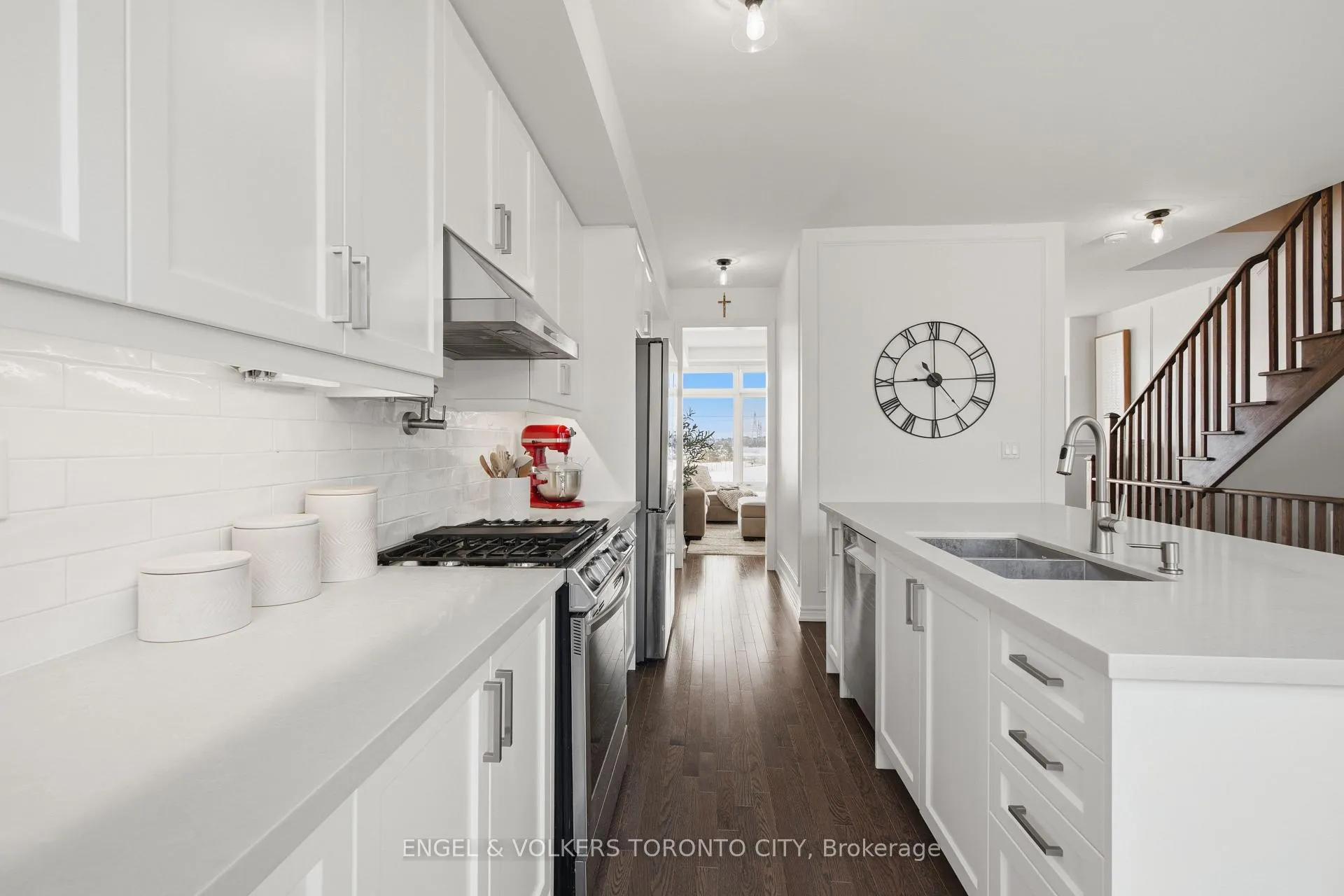 Photo 12 of 43 Holyrood Crescent, Vaughan, Kleinburg — HOMEH