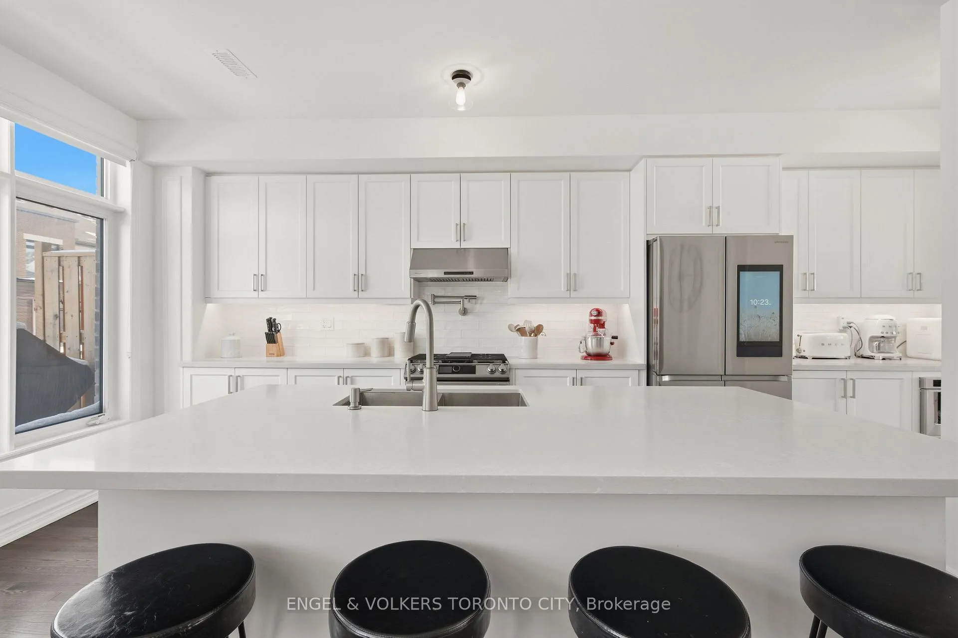 Photo 13 of 43 Holyrood Crescent, Vaughan, Kleinburg — HOMEH