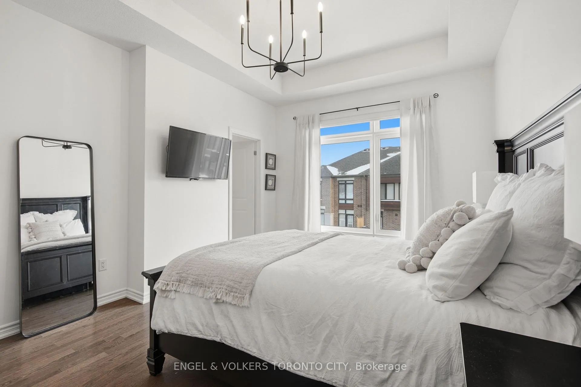 Photo 21 of 43 Holyrood Crescent, Vaughan, Kleinburg — HOMEH