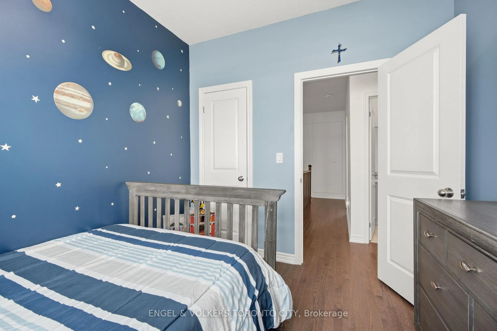 Photo 26 of 43 Holyrood Crescent, Vaughan, Kleinburg — HOMEH