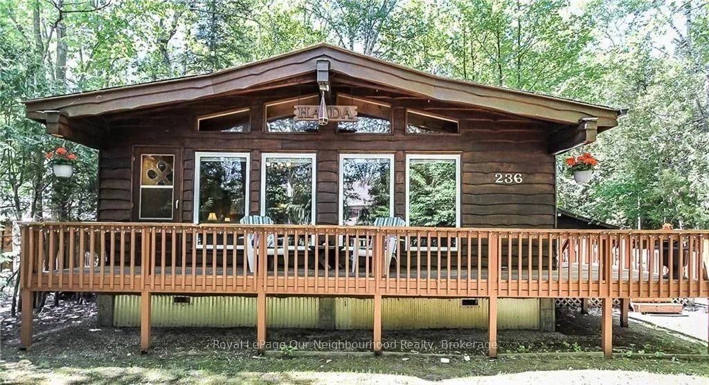 Photo 1 of 236 Zoo Park Road, Wasaga Beach — HOMEH