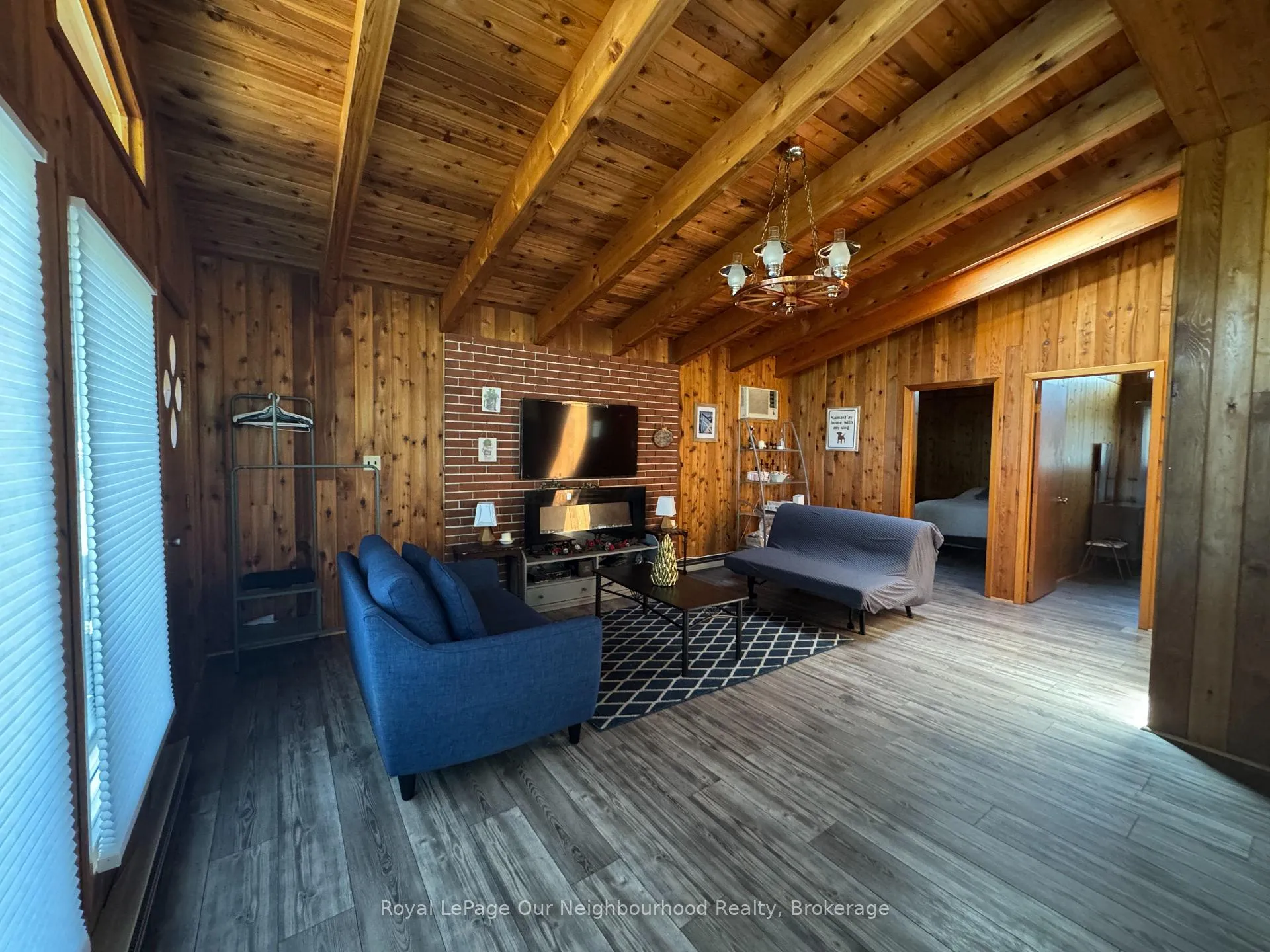 Photo 7 of 236 Zoo Park Road, Wasaga Beach — HOMEH