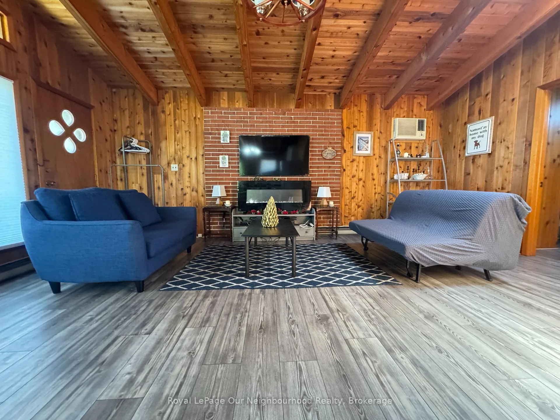 Photo 8 of 236 Zoo Park Road, Wasaga Beach — HOMEH