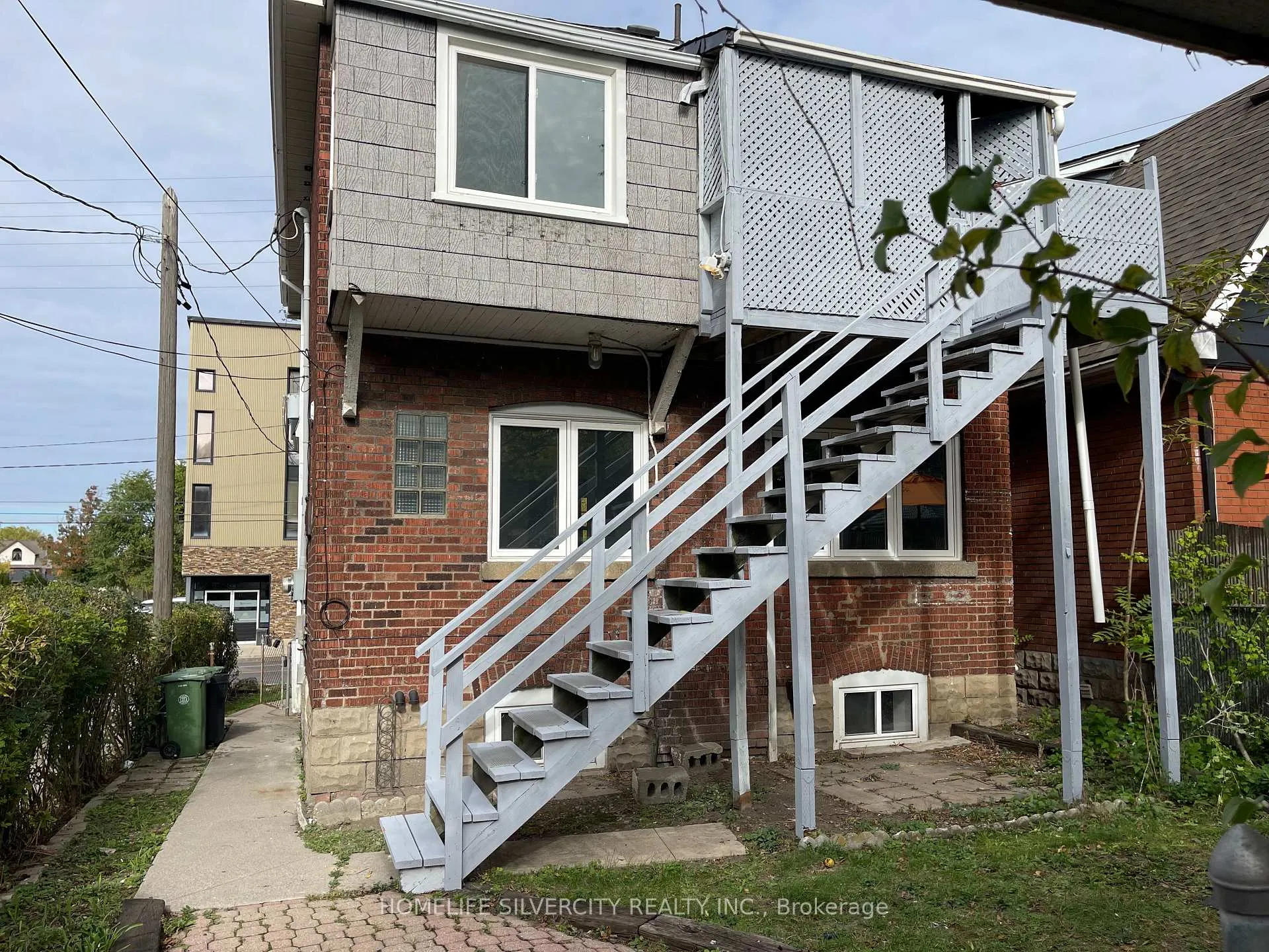 Photo 16 of 435 Aberdeen Avenue, Hamilton, Kirkendall — HOMEH