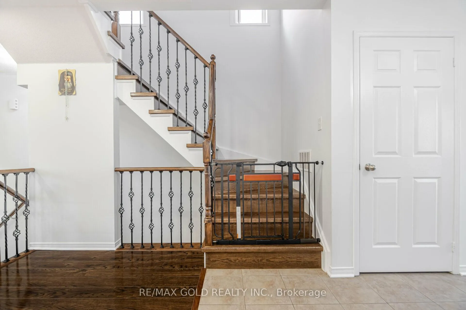 Photo 8 of Unit 142, 60 Fairwood Circle, Brampton, Sandringham-Wellington — HOMEH