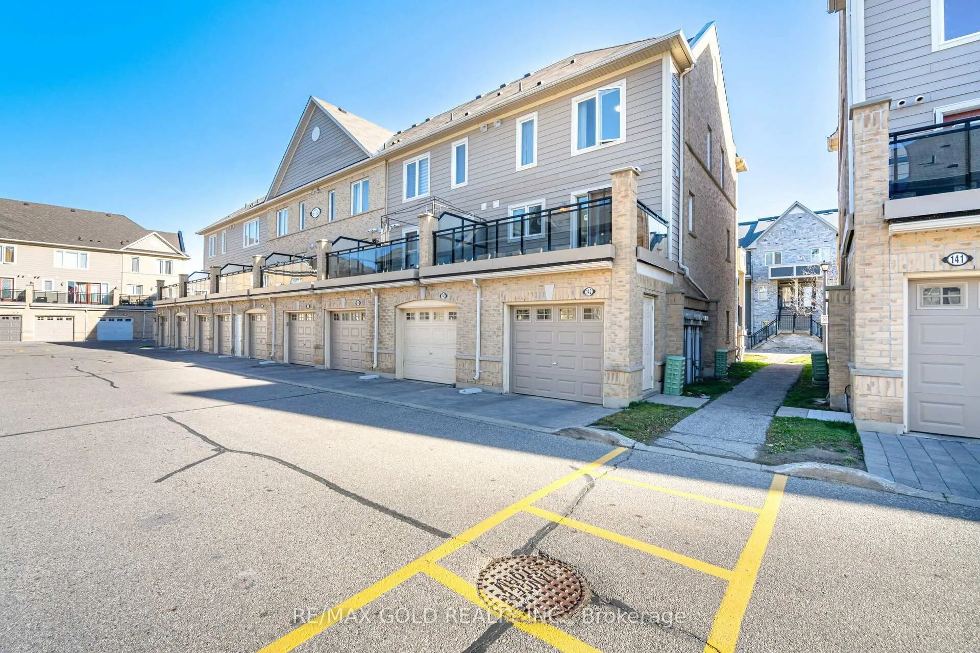 Photo 15 of Unit 142, 60 Fairwood Circle, Brampton, Sandringham-Wellington — HOMEH