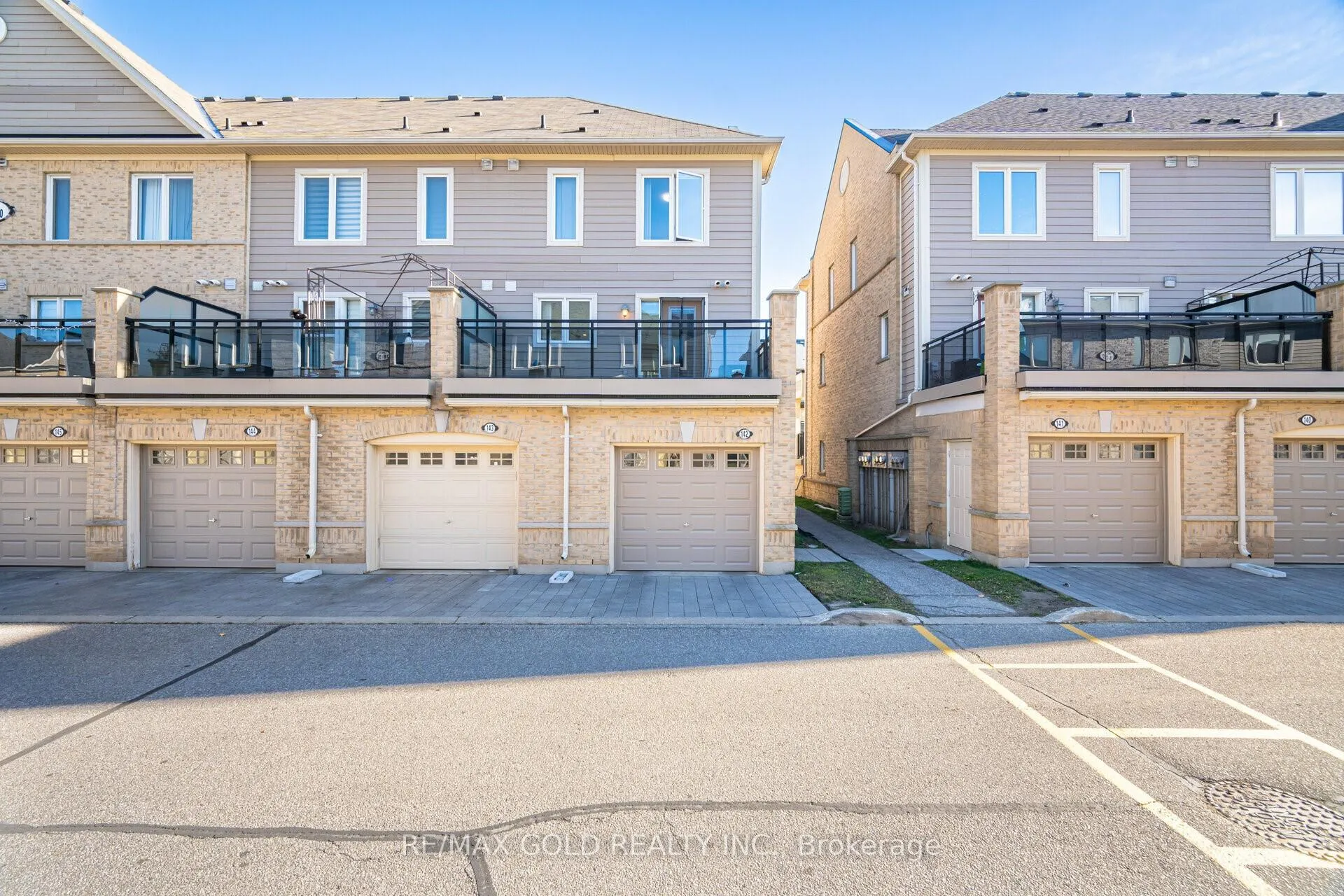 Photo 16 of Unit 142, 60 Fairwood Circle, Brampton, Sandringham-Wellington — HOMEH