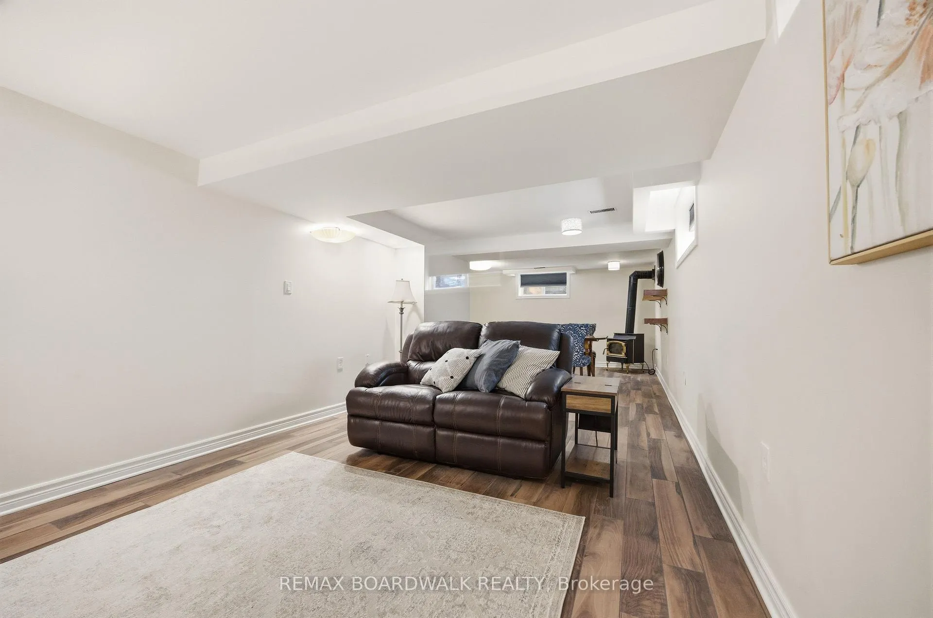 Photo 26 of 33 Treelawn Boulevard, Perth — HOMEH