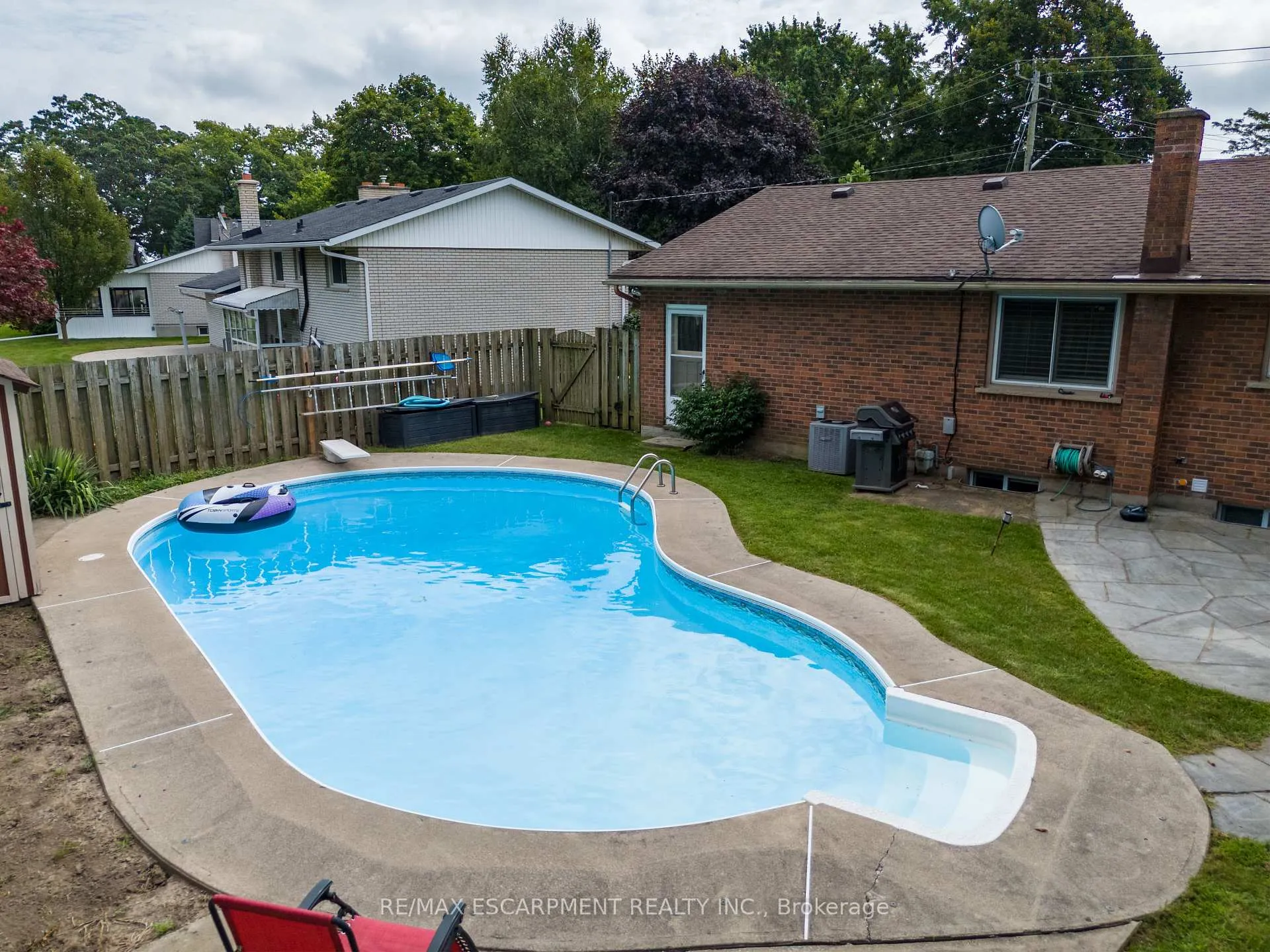 Photo 35 of 105 Daleview Drive, Pelham, Fonthill — HOMEH