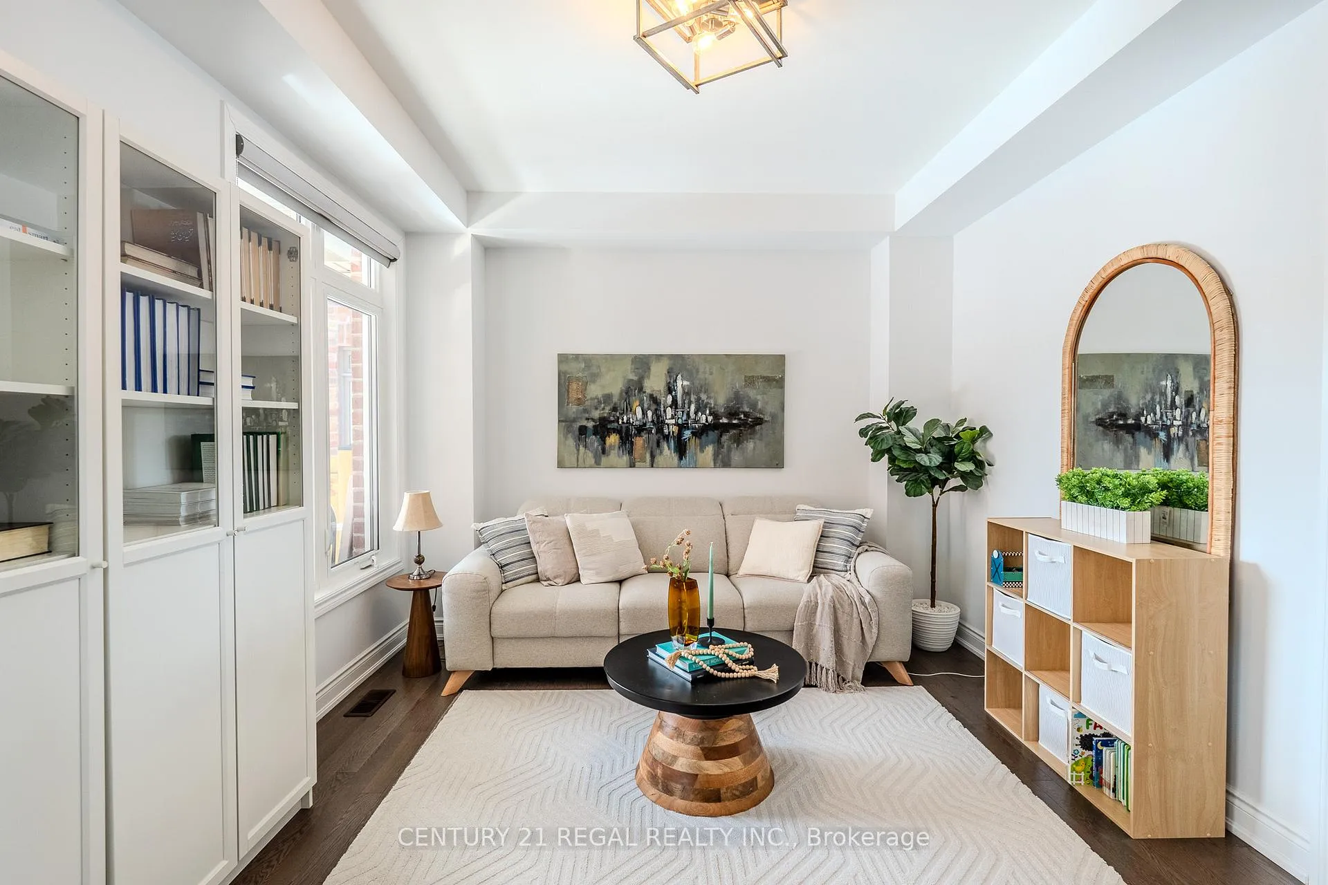 Photo 11 of 25 Elysian Fields Circle, Brampton, Bram West — HOMEH