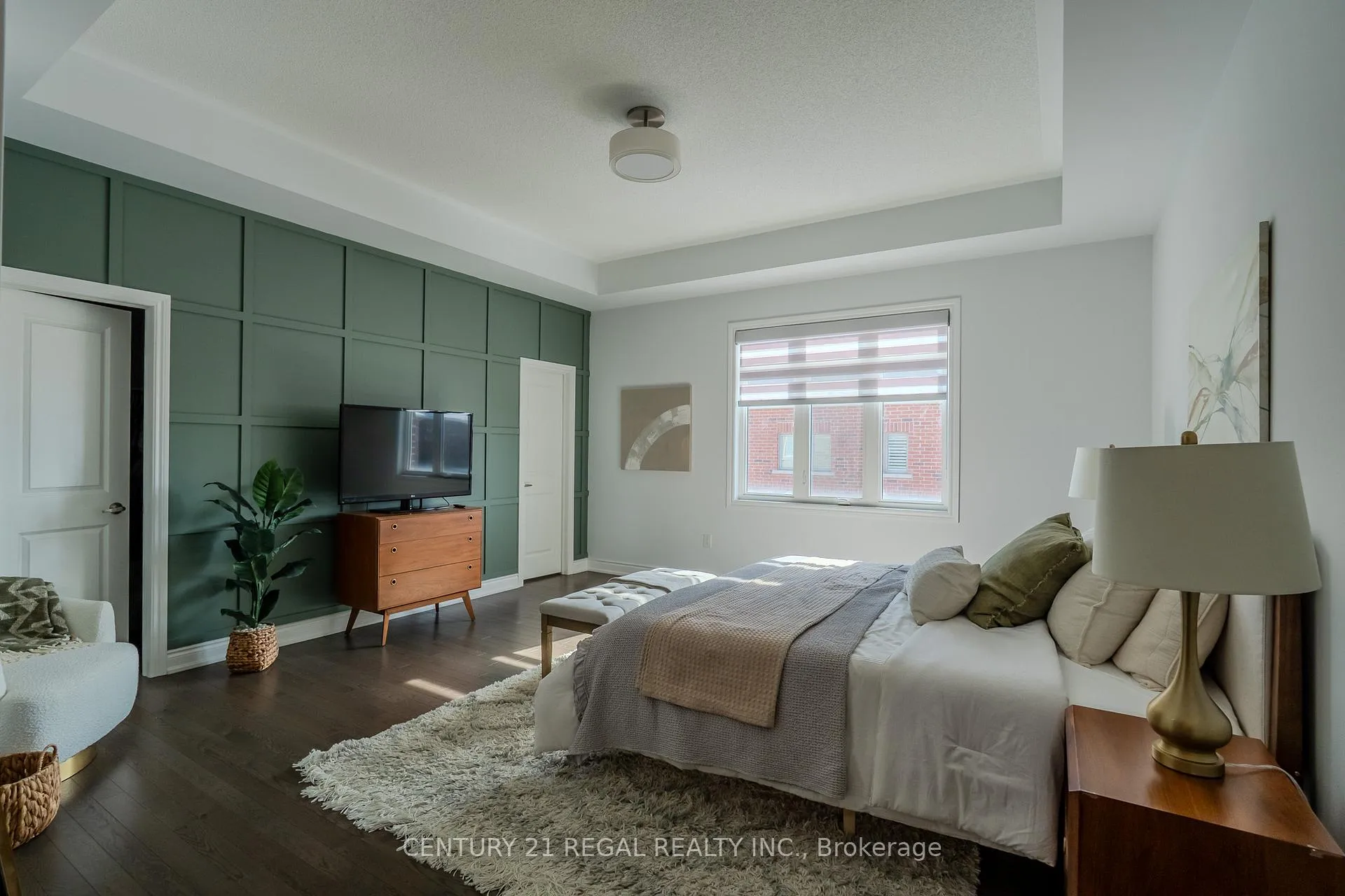 Photo 13 of 25 Elysian Fields Circle, Brampton, Bram West — HOMEH