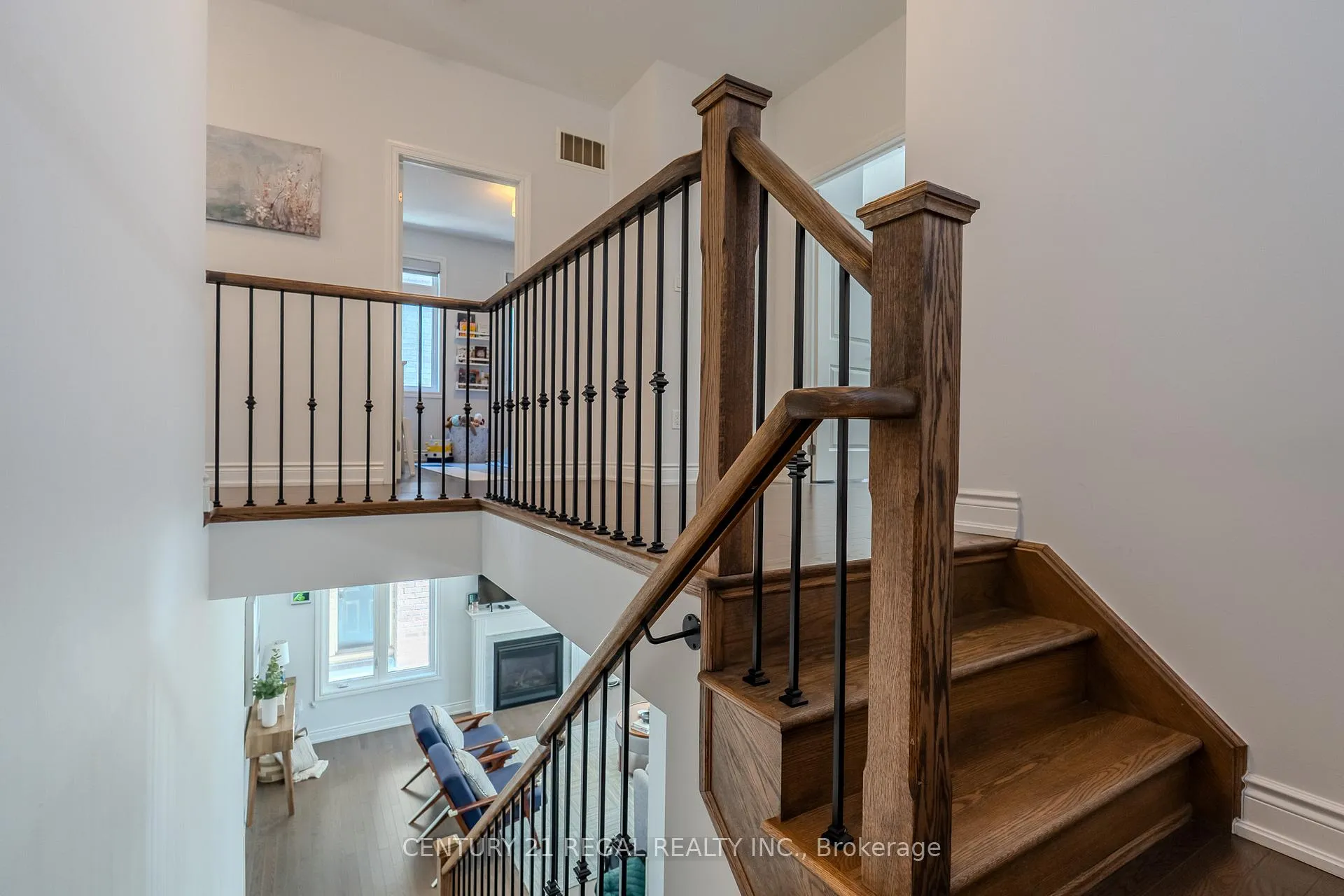 Photo 18 of 25 Elysian Fields Circle, Brampton, Bram West — HOMEH