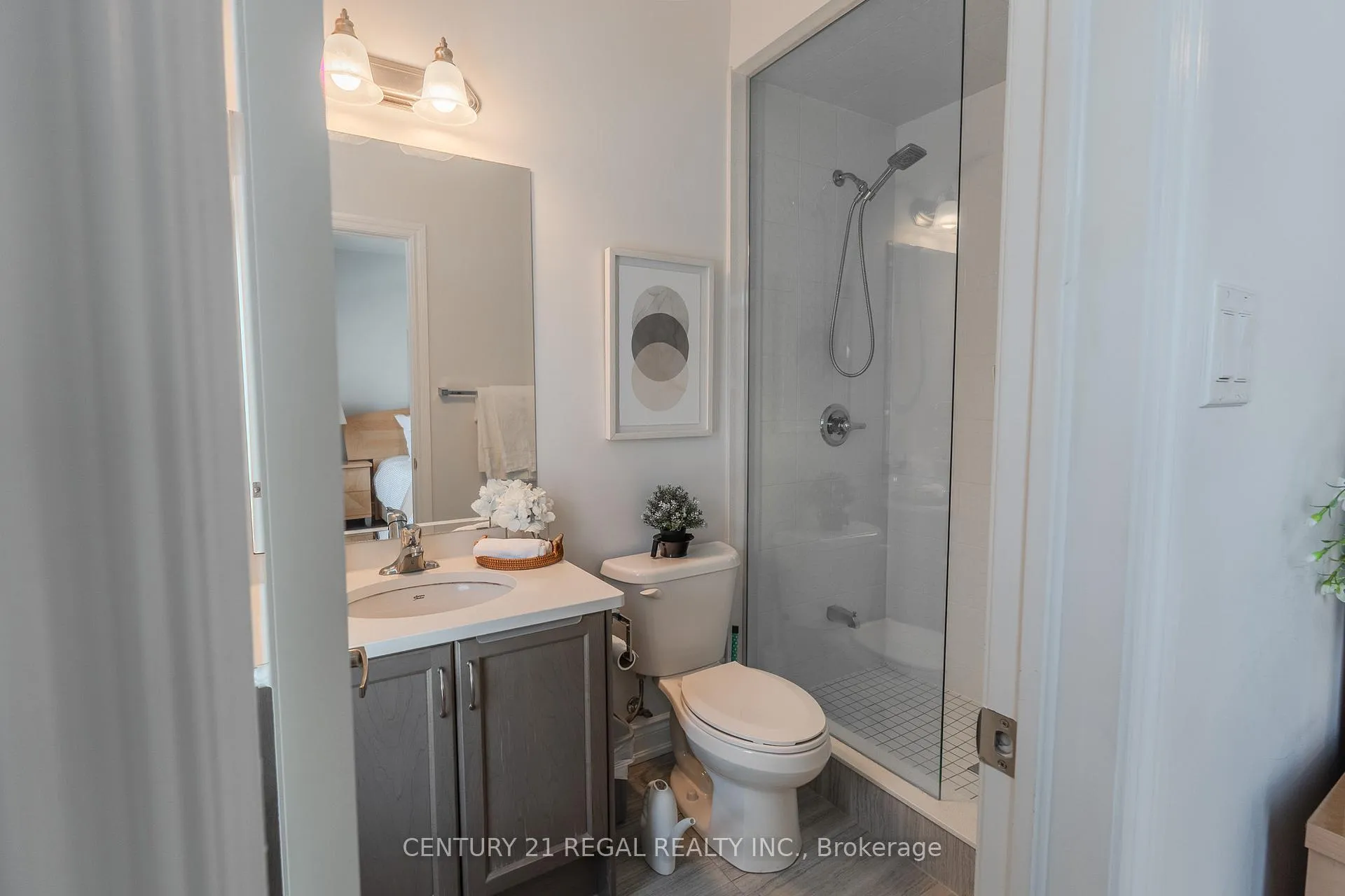 Photo 22 of 25 Elysian Fields Circle, Brampton, Bram West — HOMEH