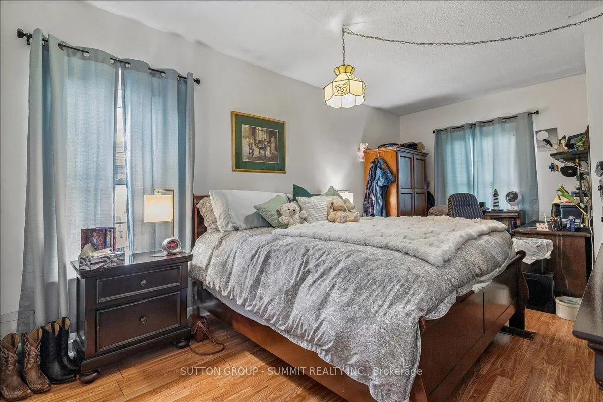 Photo 26 of 155 1/2 Lake Street, St. Catharines, Downtown — HOMEH