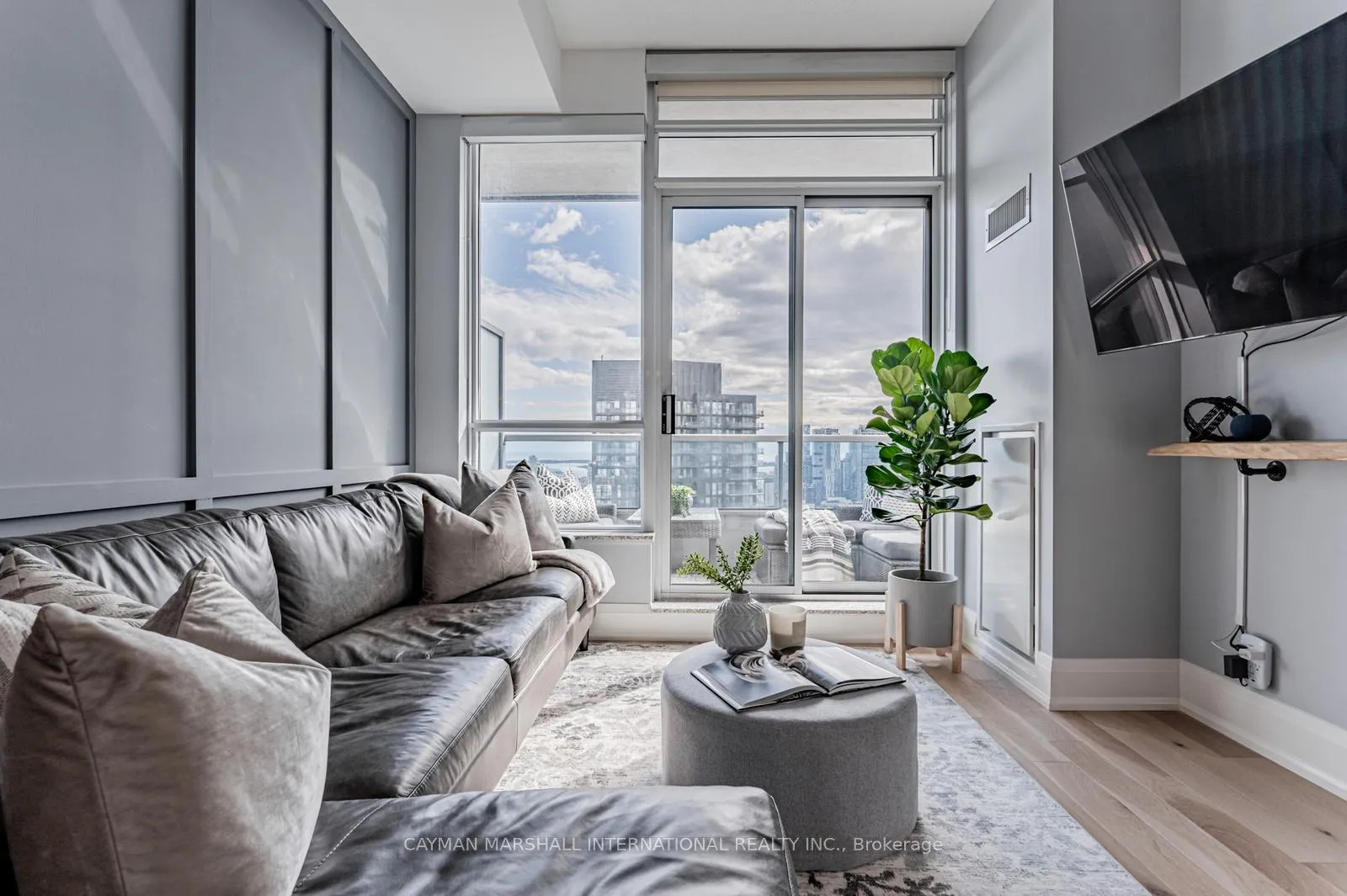 Photo 5 of Unit 3205, 500 Sherbourne Street, Toronto, North St. James Town — HOMEH