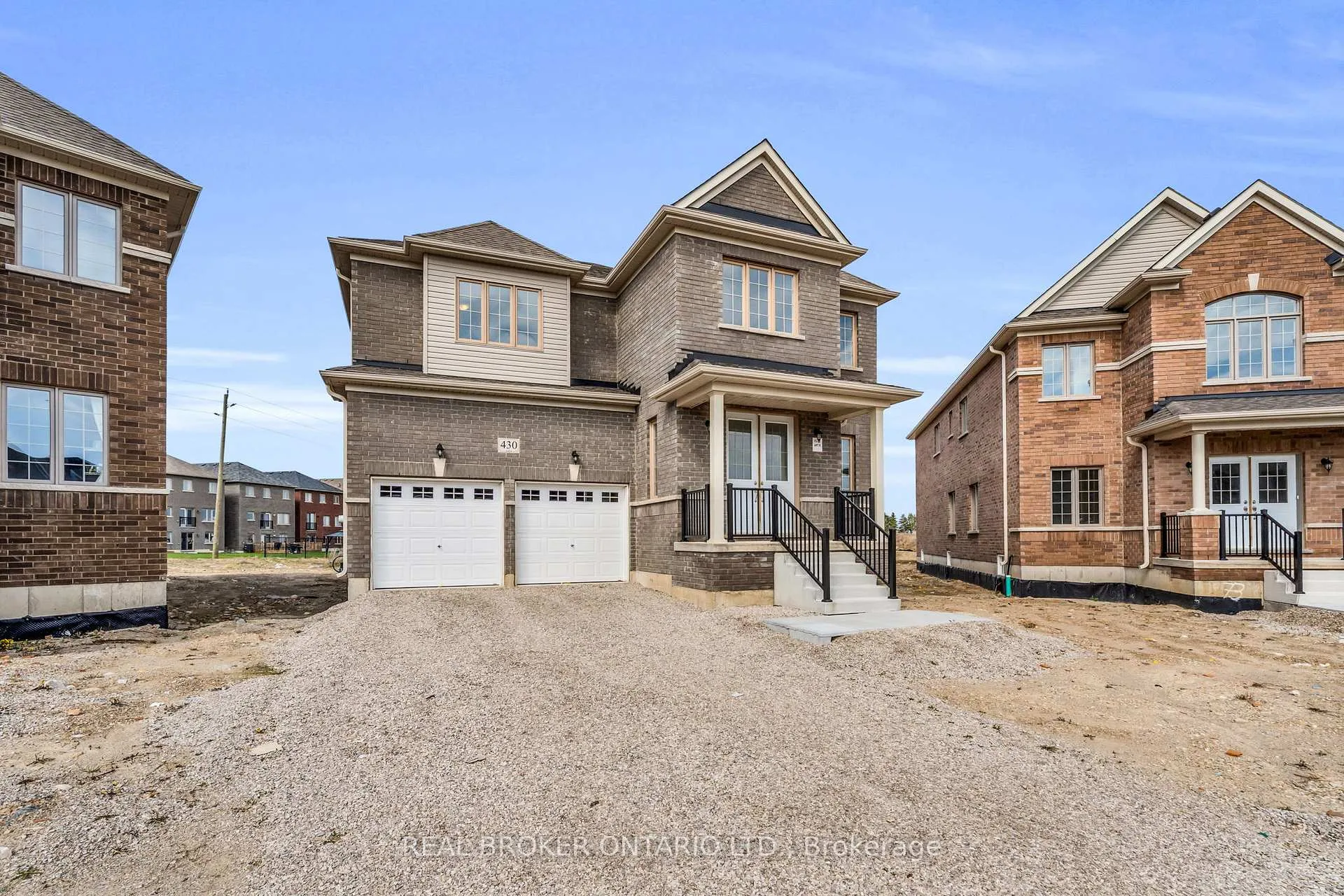 Photo 3 of 430 VanDusen Avenue, Southgate — HOMEH