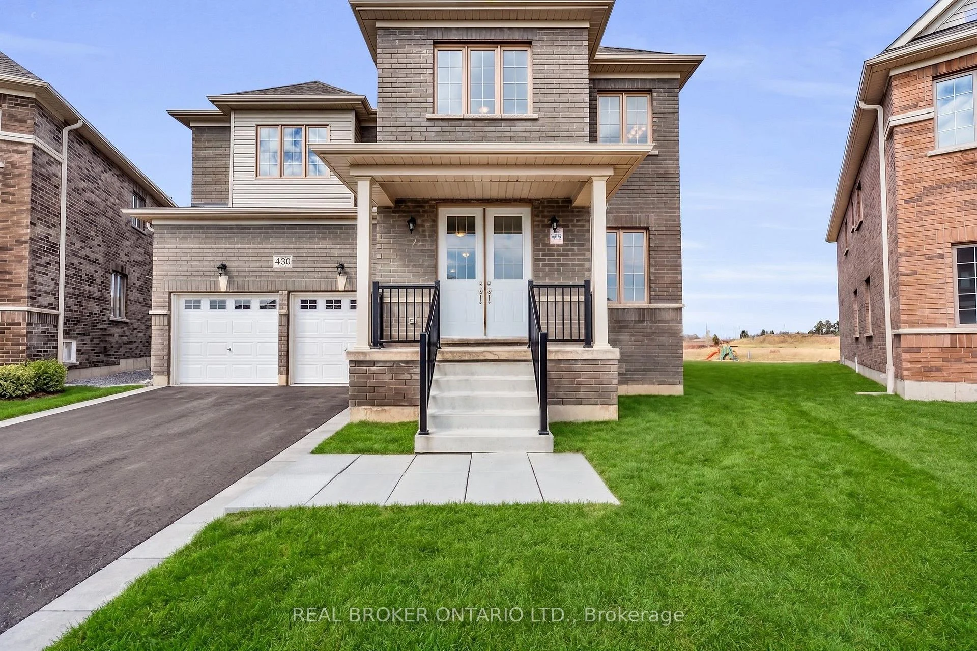 Photo 7 of 430 VanDusen Avenue, Southgate — HOMEH