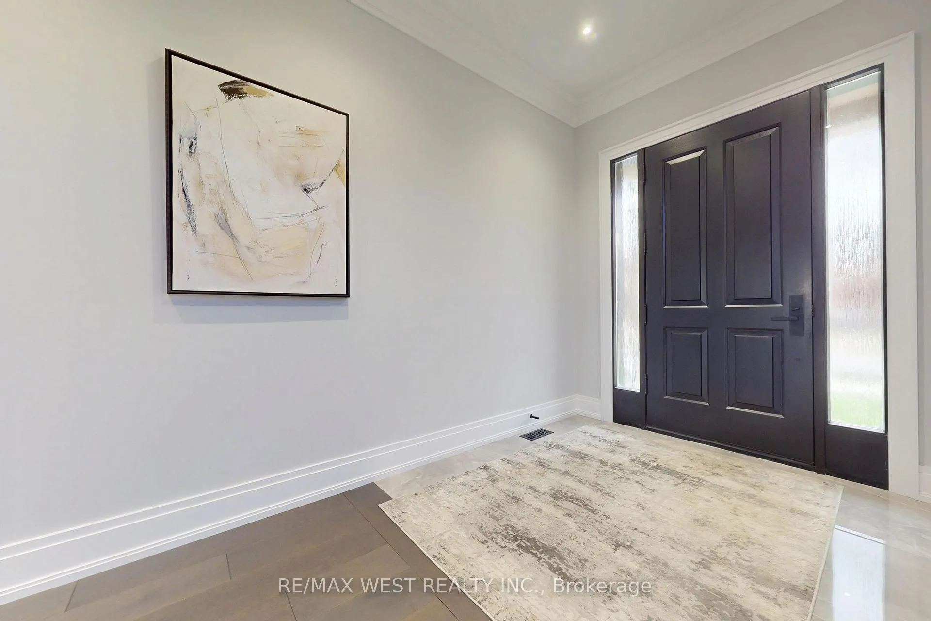 Photo 1 of 222 Connaught Avenue, North York, Newtonbrook West — HOMEH