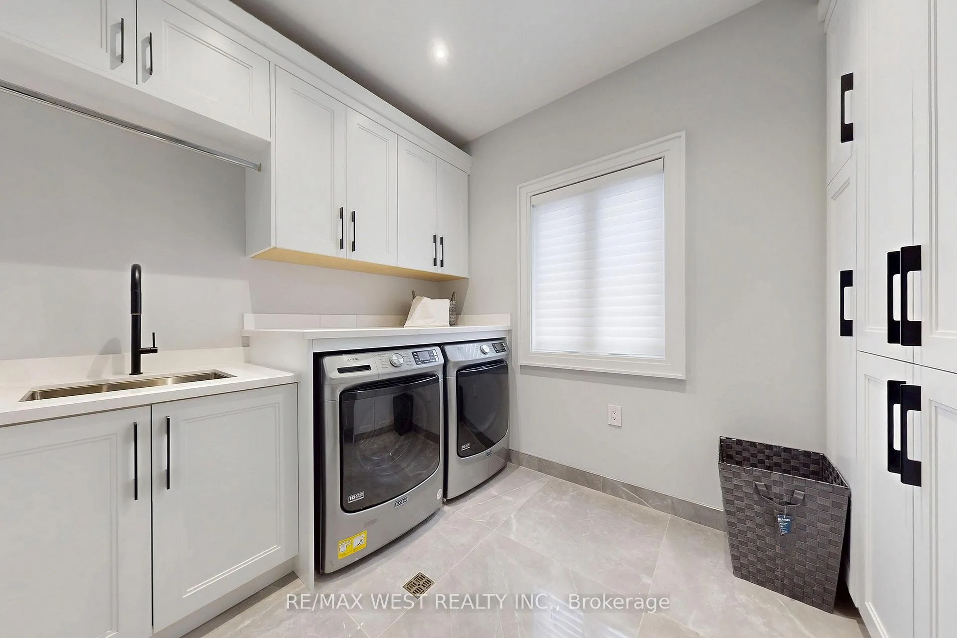 Photo 30 of 222 Connaught Avenue, North York, Newtonbrook West — HOMEH