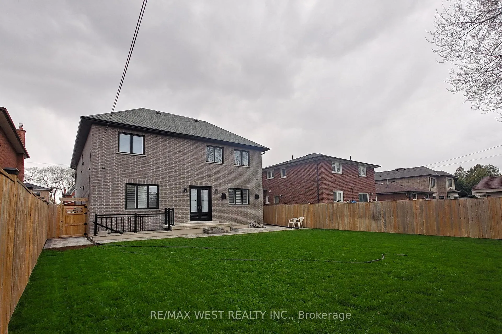 Photo 37 of 222 Connaught Avenue, North York, Newtonbrook West — HOMEH