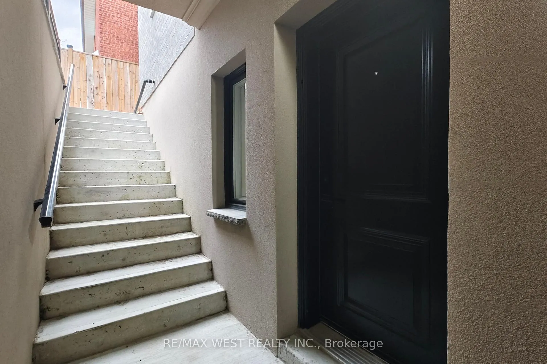 Photo 38 of 222 Connaught Avenue, North York, Newtonbrook West — HOMEH