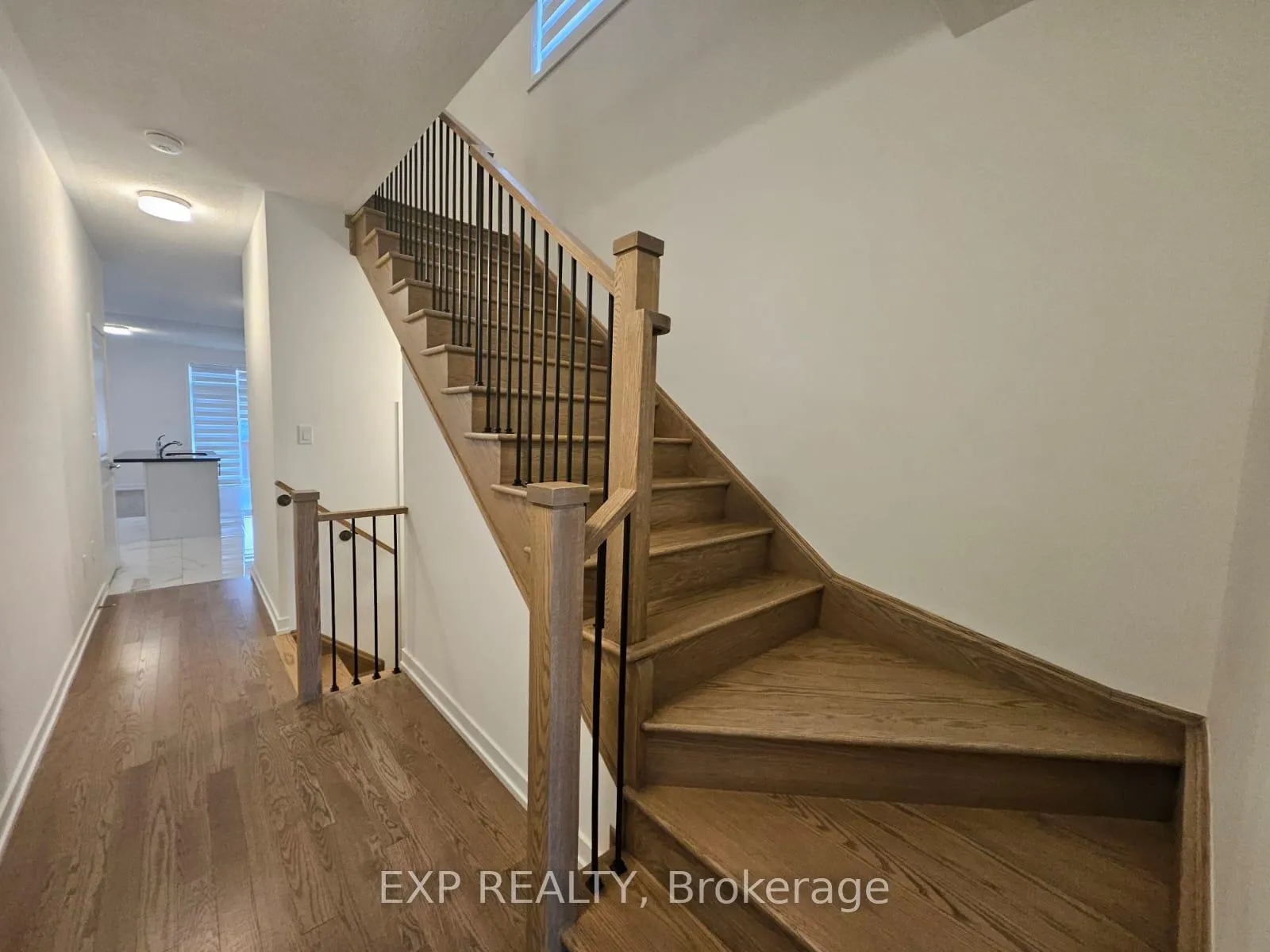Photo 3 of 159 Haldimand Street, Vaughan, Kleinburg — HOMEH