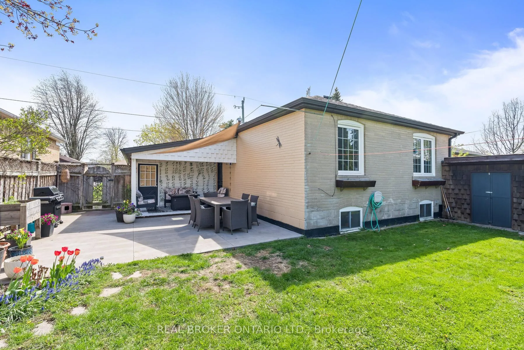 Photo 33 of 15 Byron Street, Halton Hills, Georgetown — HOMEH