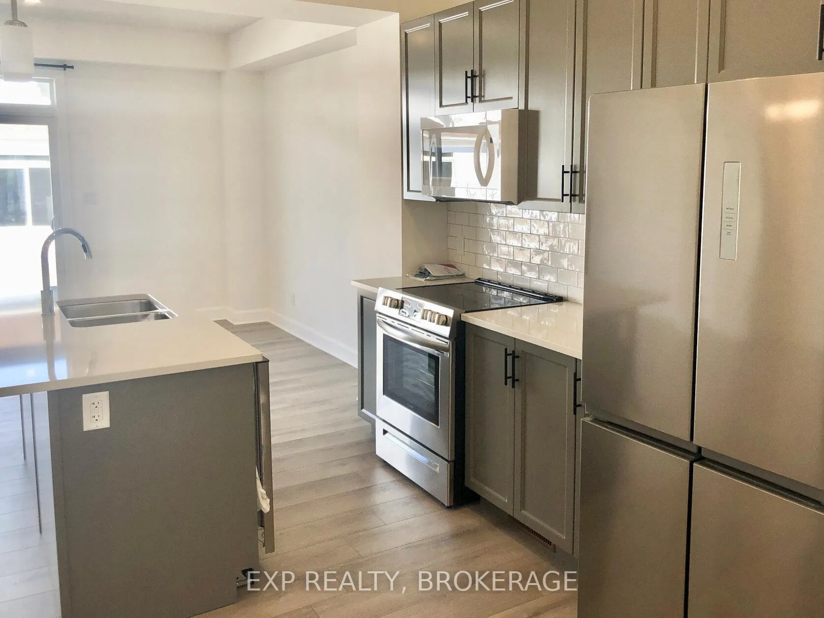 Photo 4 of 1425 Summer Street, Kingston, Kingston East (Incl Barret Crt) — HOMEH