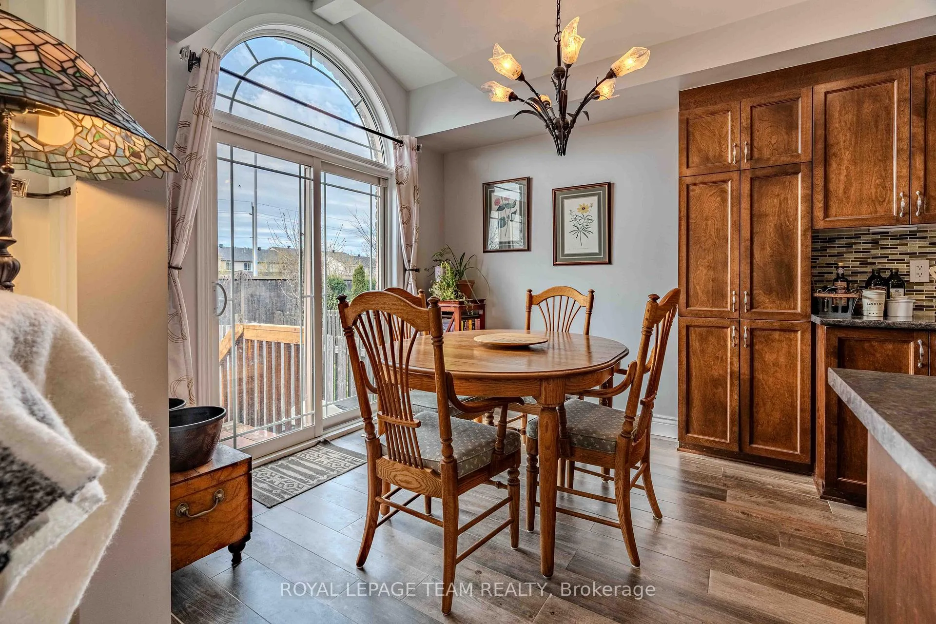 Photo 7 of 640 Pepperville Crescent, Ottawa, Kanata - Emerald Meadows/Trailwest — HOMEH