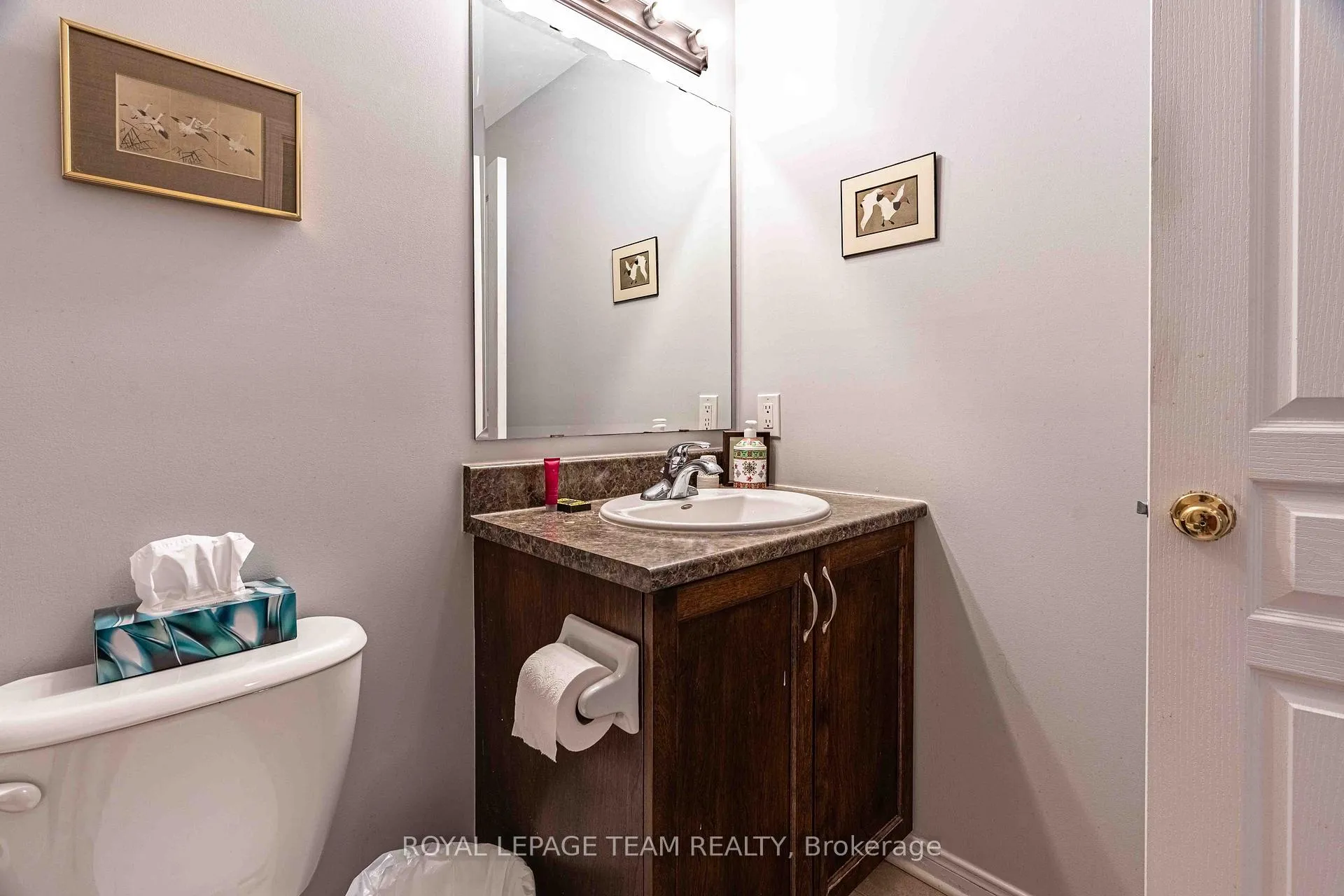Photo 15 of 640 Pepperville Crescent, Ottawa, Kanata - Emerald Meadows/Trailwest — HOMEH