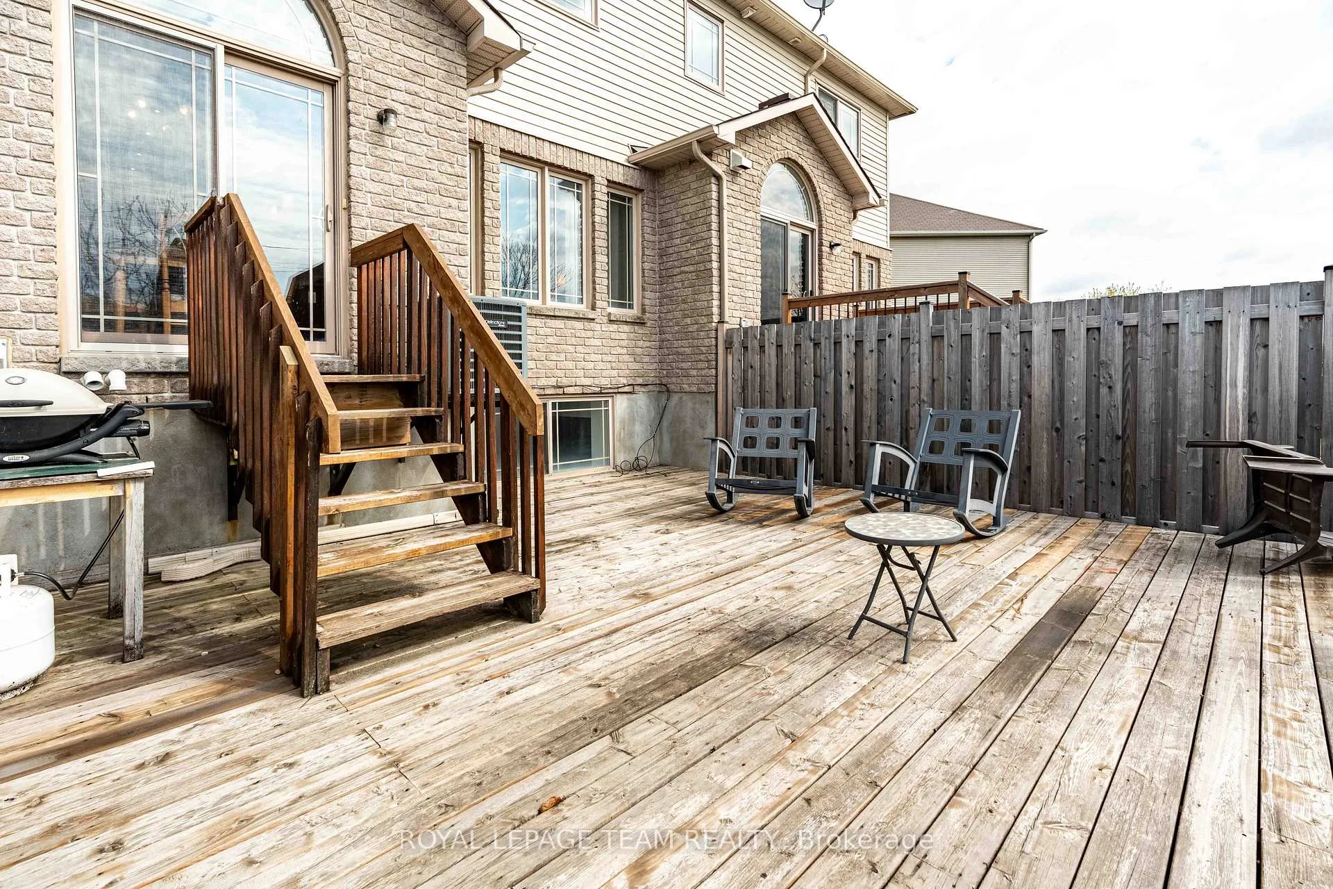 Photo 20 of 640 Pepperville Crescent, Ottawa, Kanata - Emerald Meadows/Trailwest — HOMEH