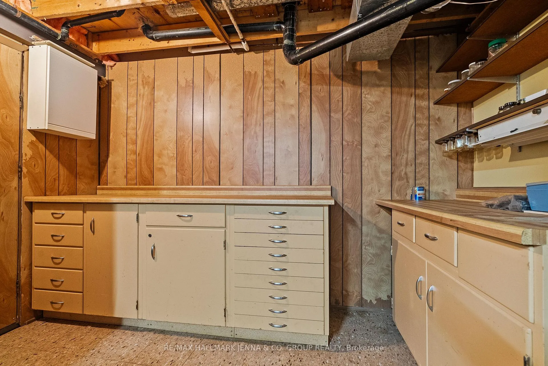 Photo 27 of Unit 49, 32 F Benlea Drive, Ottawa, Tanglewood — HOMEH