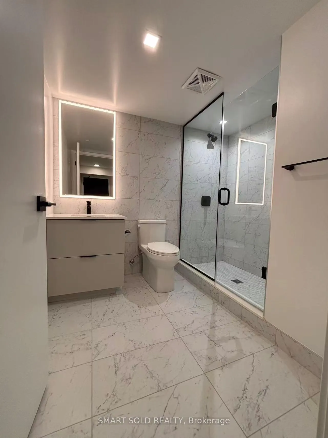 Photo 8 of Unit 1208, 603 Sherbourne Street, Toronto, North St. James Town — HOMEH
