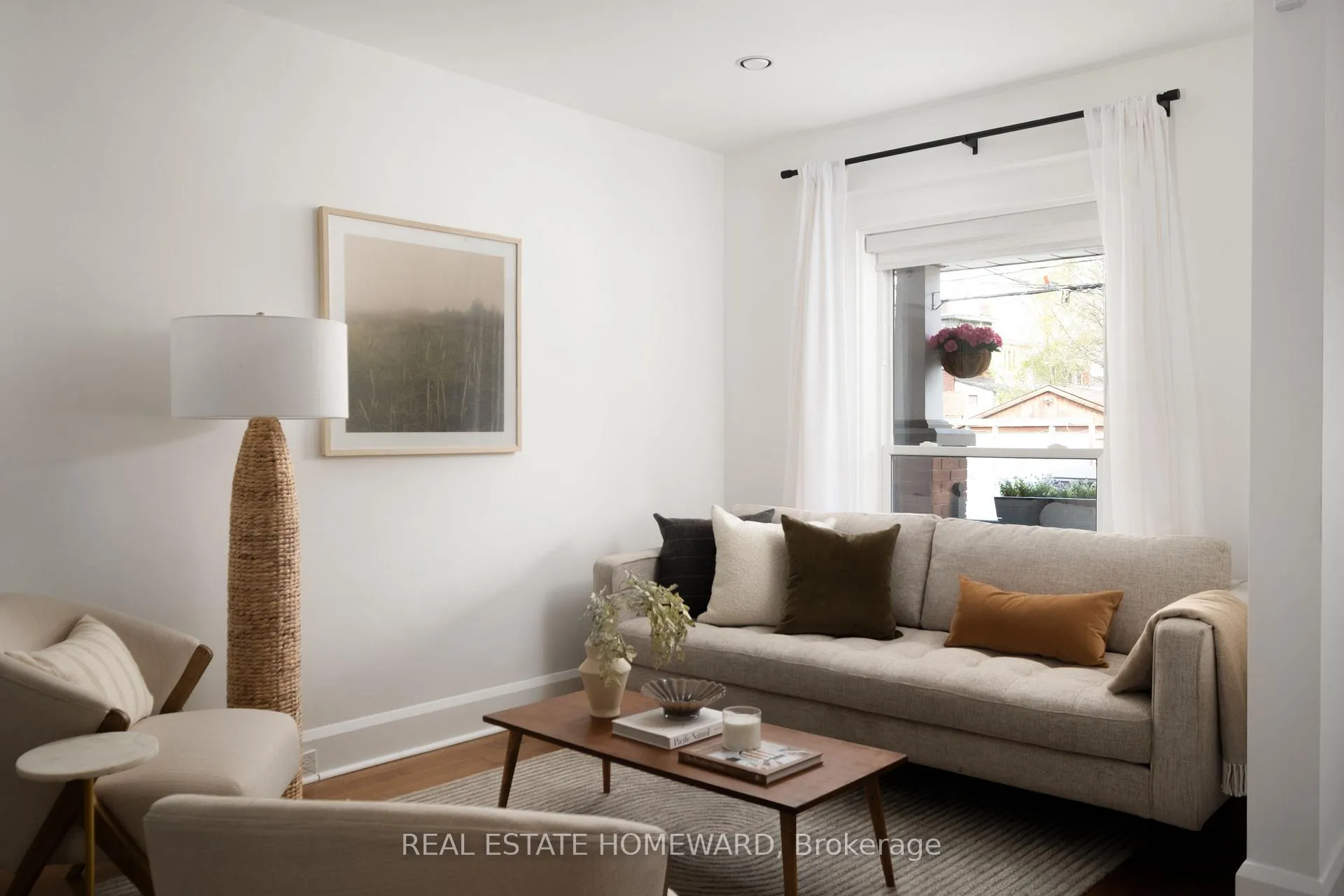 Photo 3 of 79 Newmarket Avenue, Toronto, East End-Danforth — HOMEH