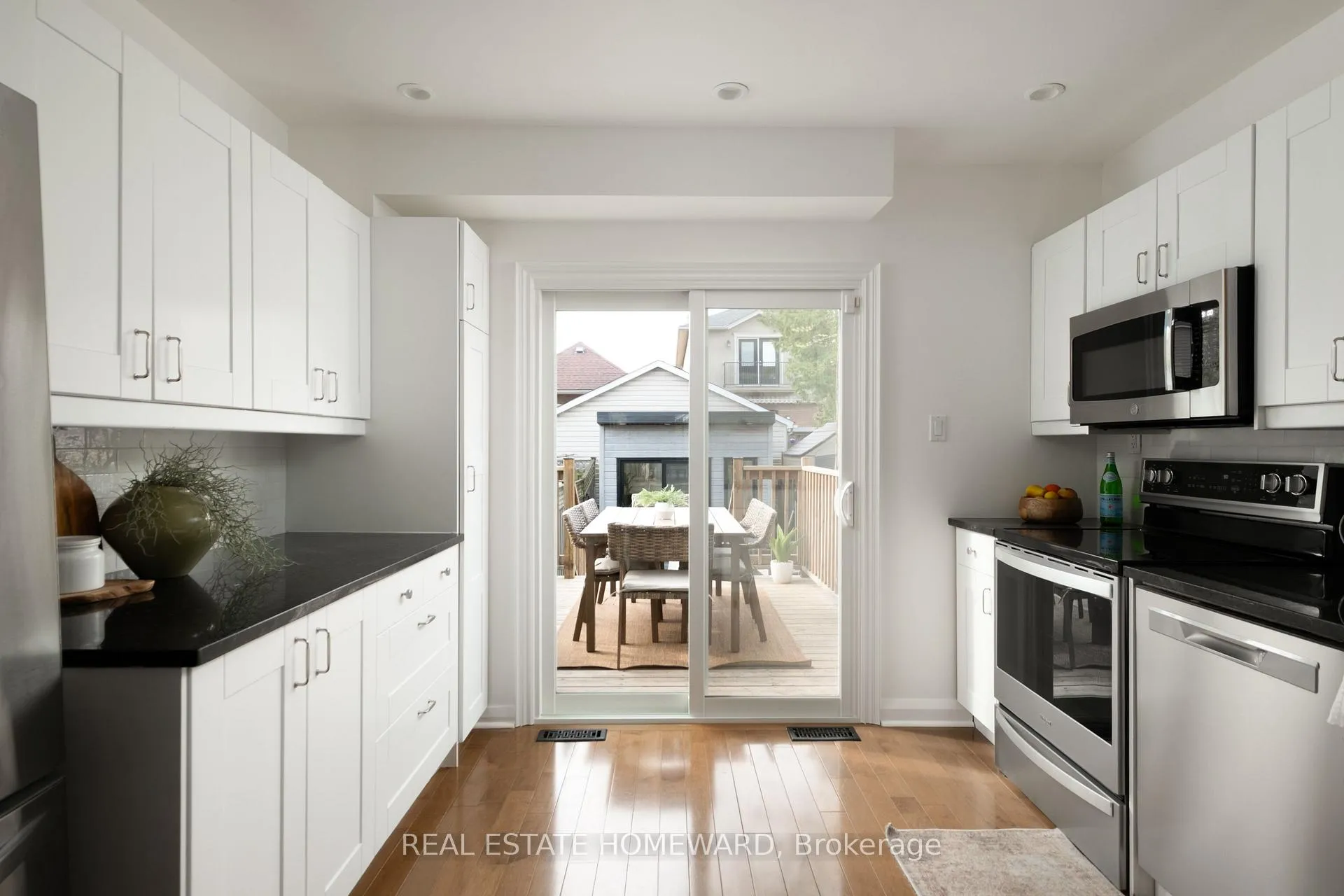 Photo 10 of 79 Newmarket Avenue, Toronto, East End-Danforth — HOMEH