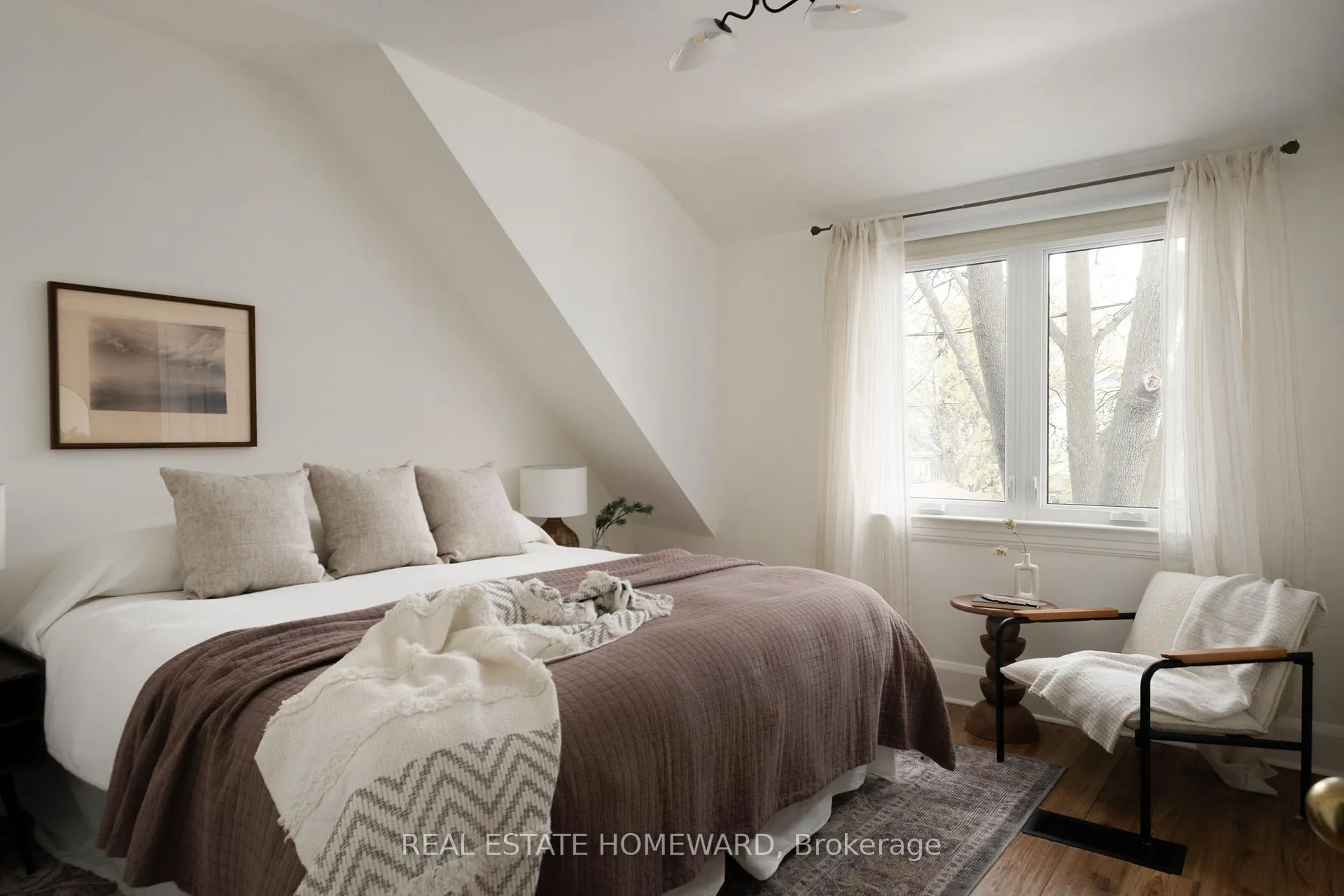Photo 15 of 79 Newmarket Avenue, Toronto, East End-Danforth — HOMEH