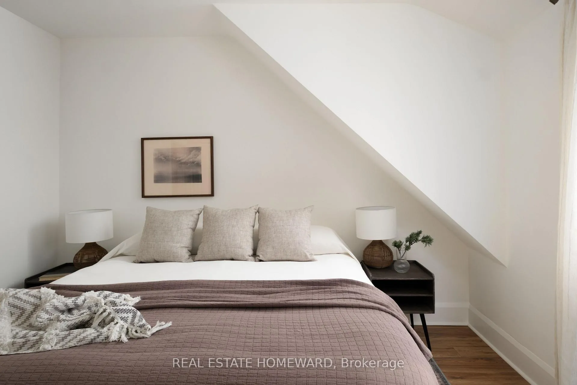 Photo 17 of 79 Newmarket Avenue, Toronto, East End-Danforth — HOMEH