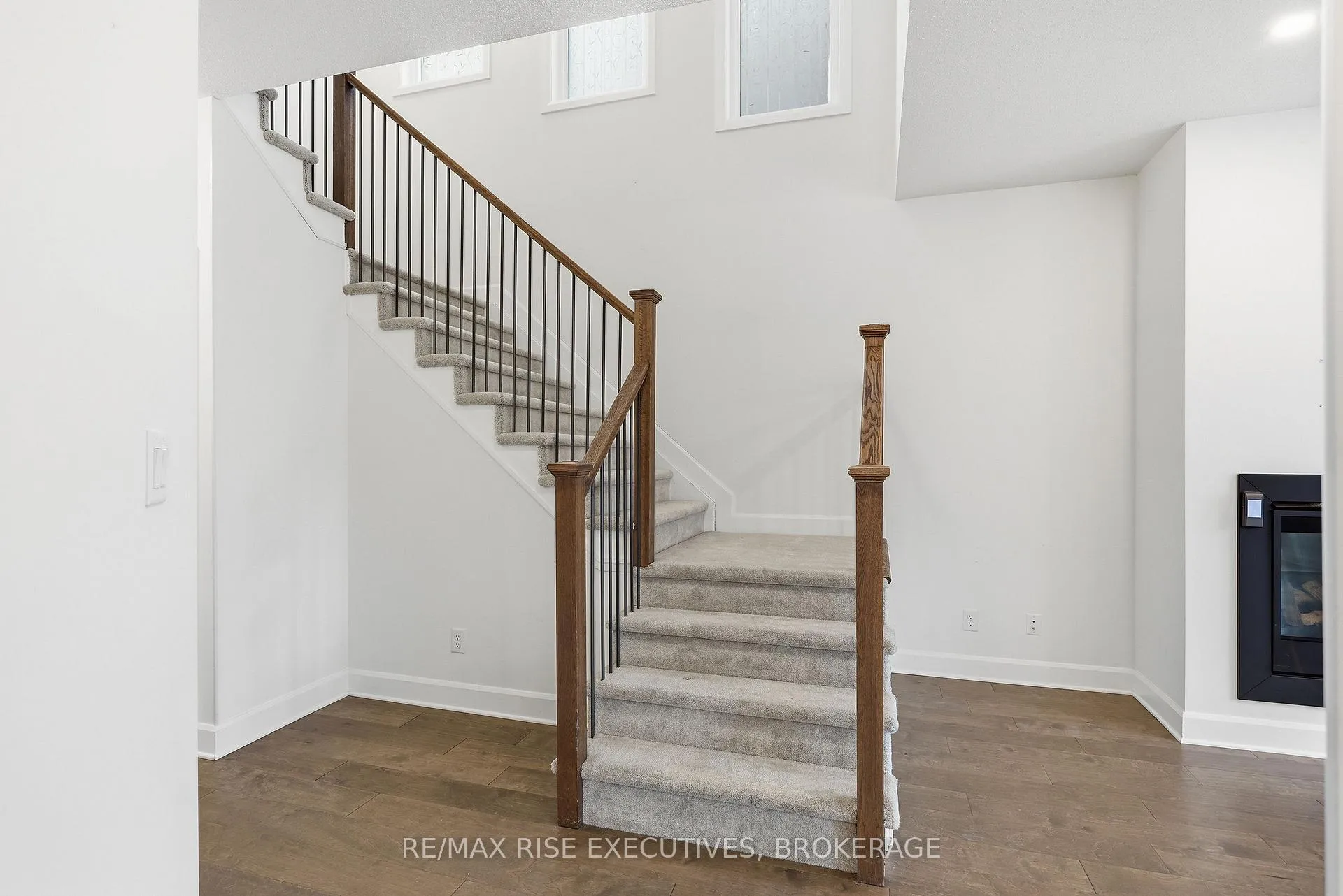 Photo 18 of 1406 Tulip Drive, Kingston, City Northwest — HOMEH