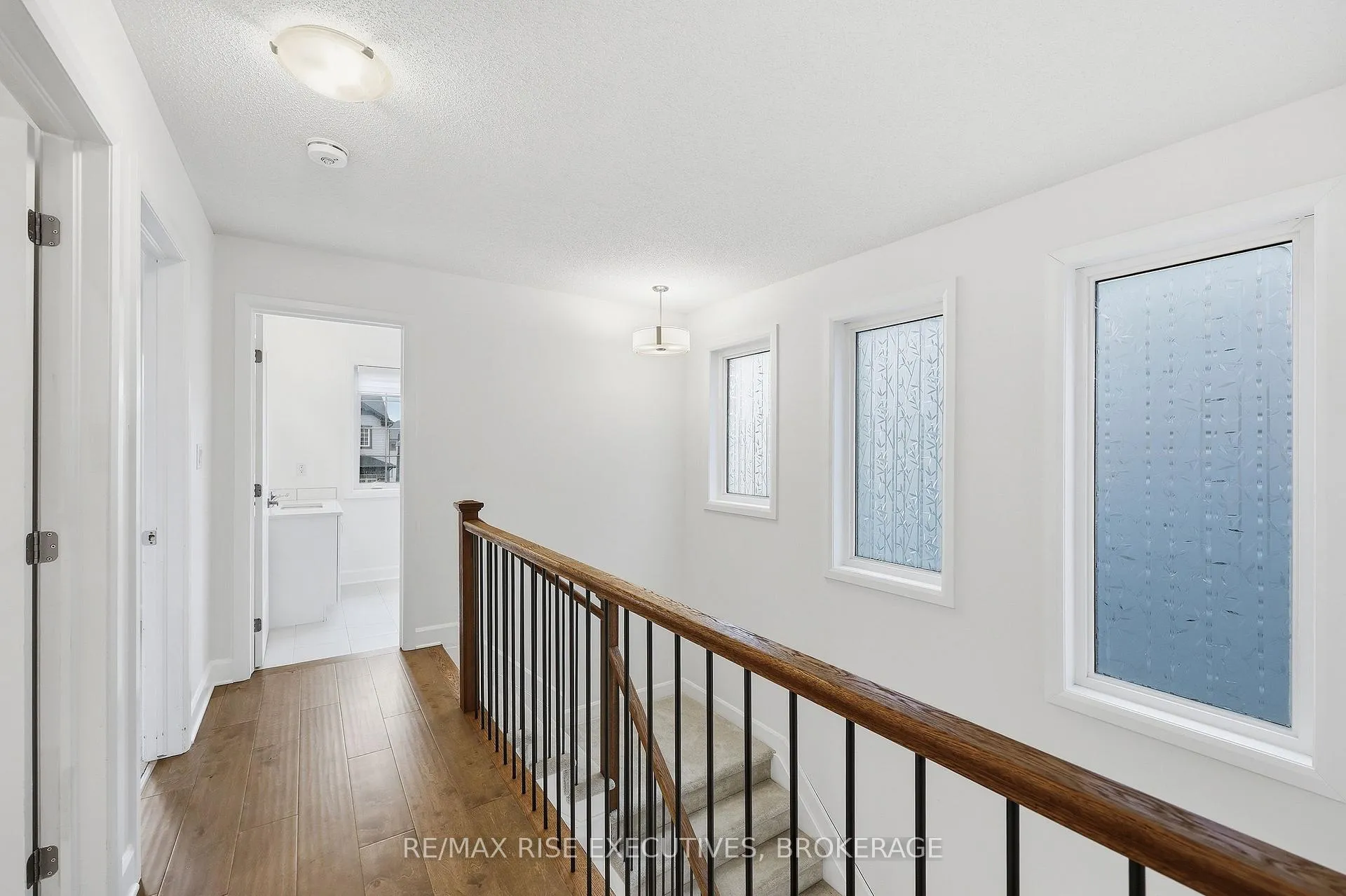 Photo 20 of 1406 Tulip Drive, Kingston, City Northwest — HOMEH