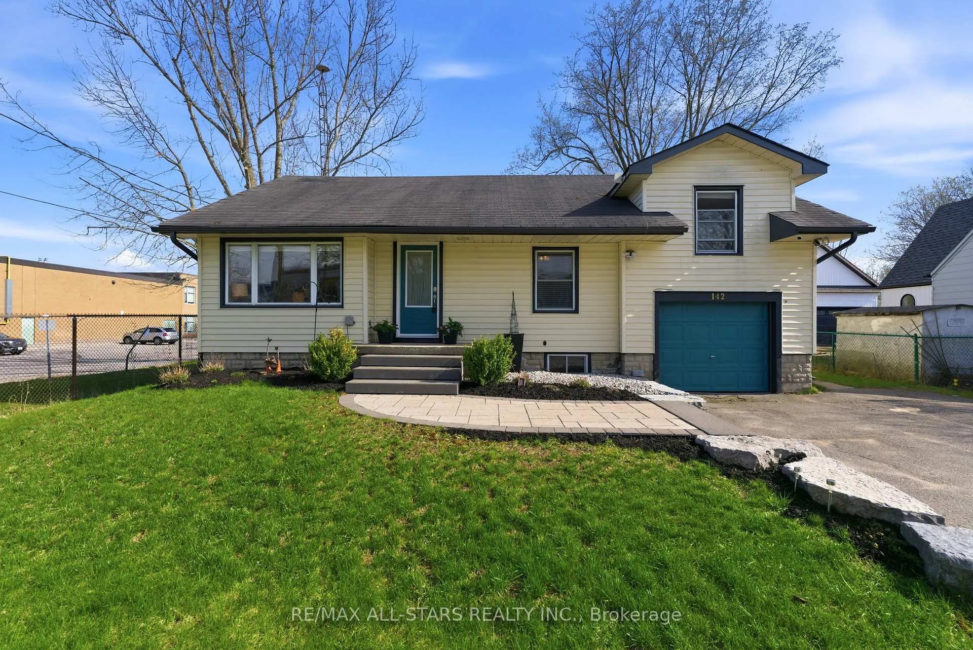 Photo 1 of 142 Planks Lane, Uxbridge — HOMEH