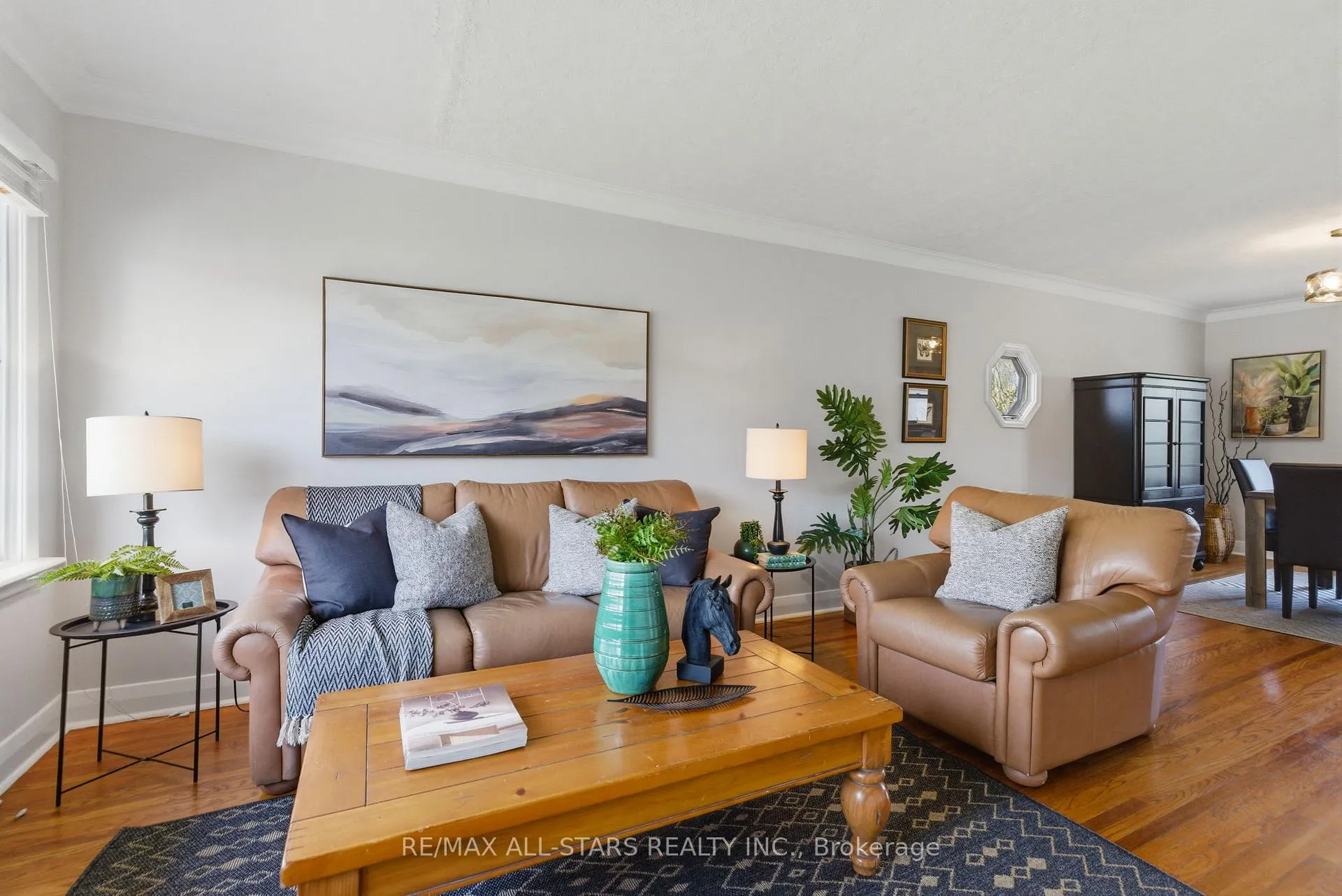 Photo 7 of 142 Planks Lane, Uxbridge — HOMEH