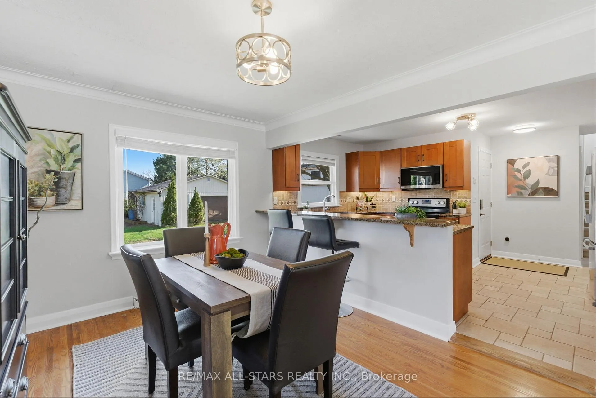 Photo 9 of 142 Planks Lane, Uxbridge — HOMEH