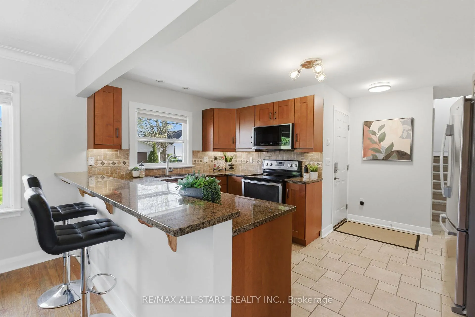 Photo 12 of 142 Planks Lane, Uxbridge — HOMEH