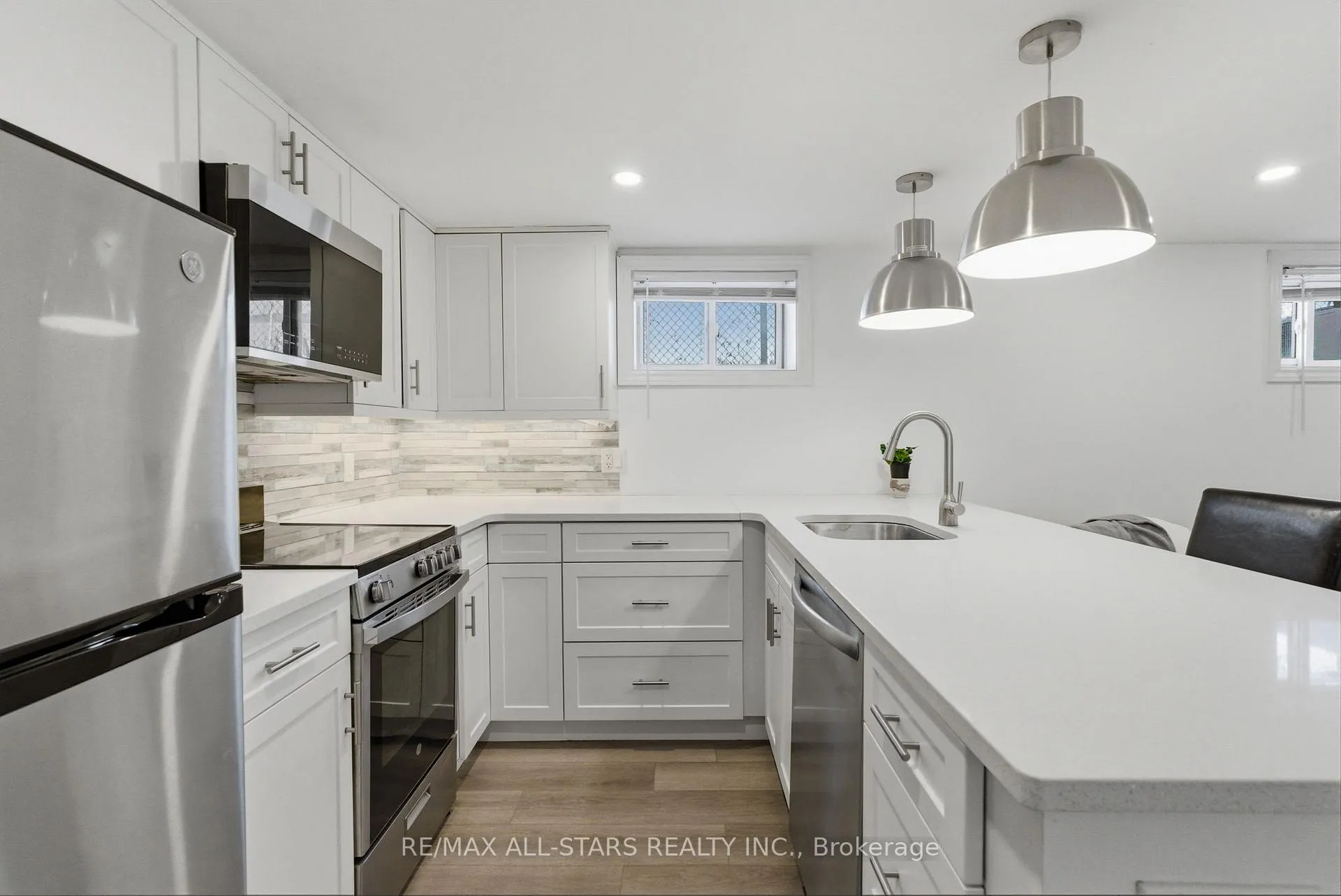 Photo 26 of 142 Planks Lane, Uxbridge — HOMEH
