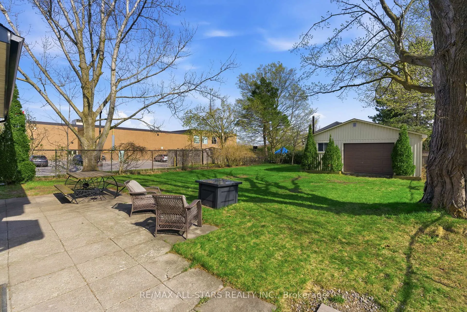Photo 33 of 142 Planks Lane, Uxbridge — HOMEH