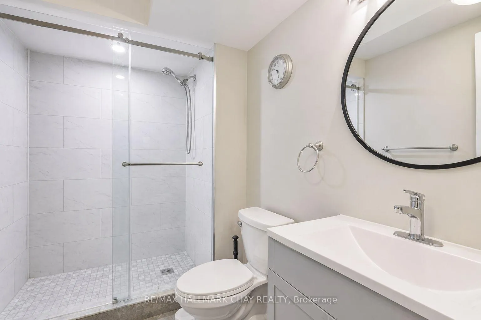 Photo 6 of Unit Lower, 196 Country Lane, Barrie, Painswick South — HOMEH