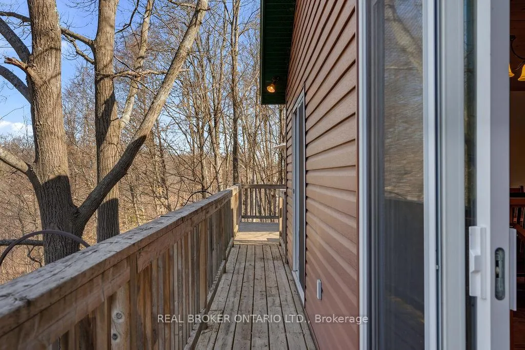 Photo 14 of 2225 Green Bay Road, Frontenac, Frontenac South — HOMEH