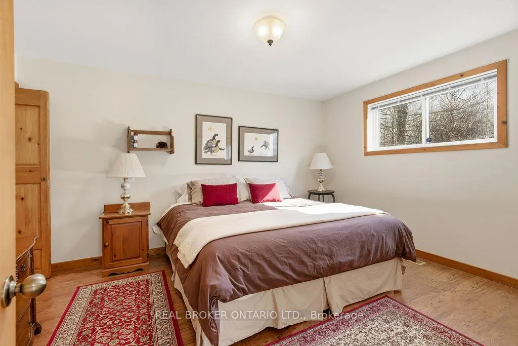 Photo 18 of 2225 Green Bay Road, Frontenac, Frontenac South — HOMEH