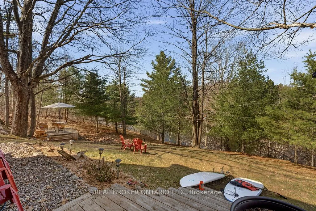 Photo 31 of 2225 Green Bay Road, Frontenac, Frontenac South — HOMEH